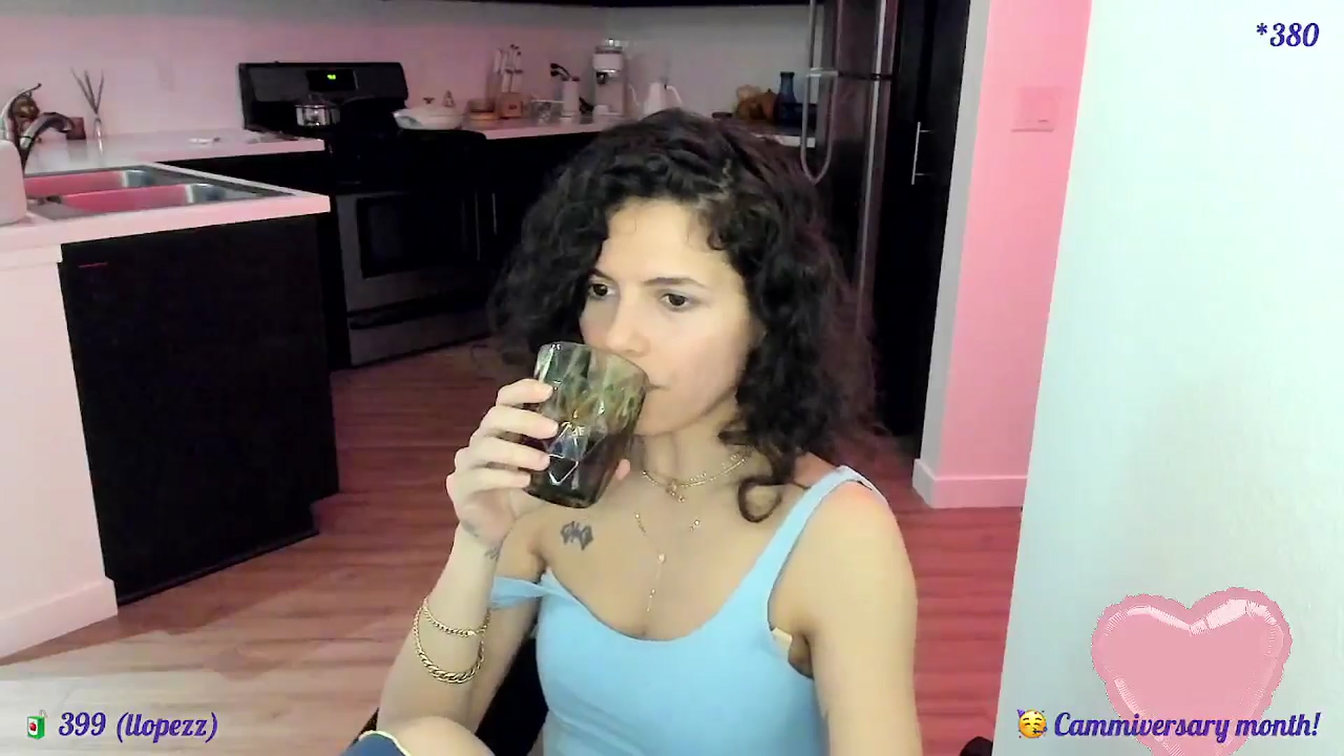 Gallery image thumbnail from litty's myfreecams stream on, 11/20/2024, 06:15 image 8 of 20