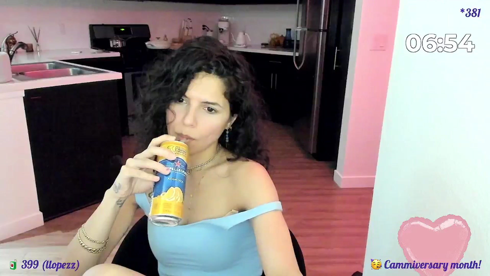Gallery image thumbnail from litty's myfreecams stream on, 11/20/2024, 06:15 image 19 of 20