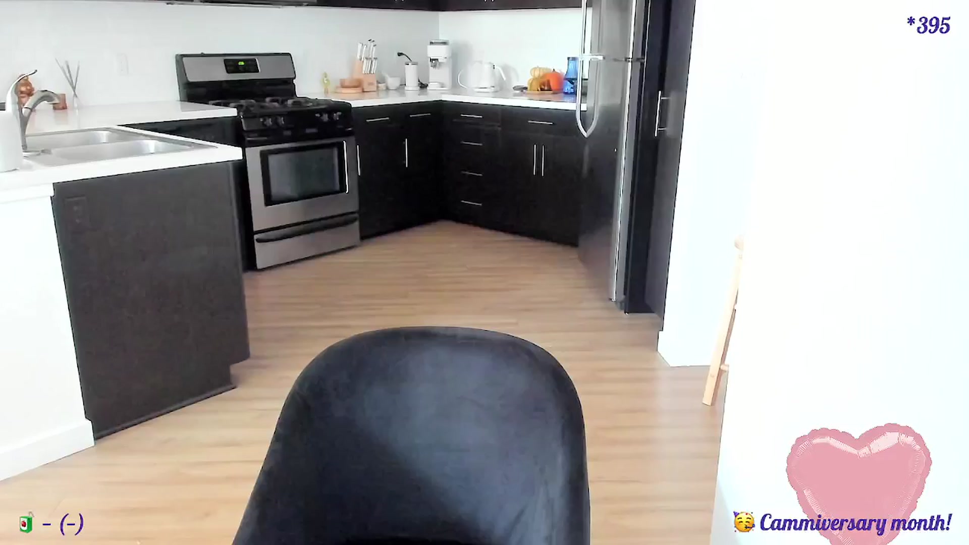 Gallery image thumbnail from litty's myfreecams stream on, 11/21/2024, 24:07 image 6 of 20