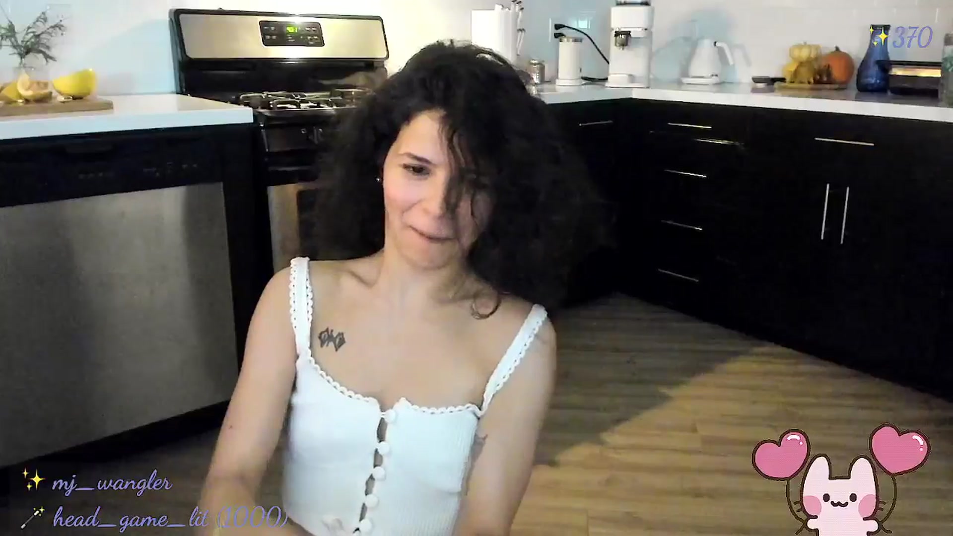 Gallery image thumbnail from litty's myfreecams stream on, 11/22/2024, 05:24 image 17 of 20