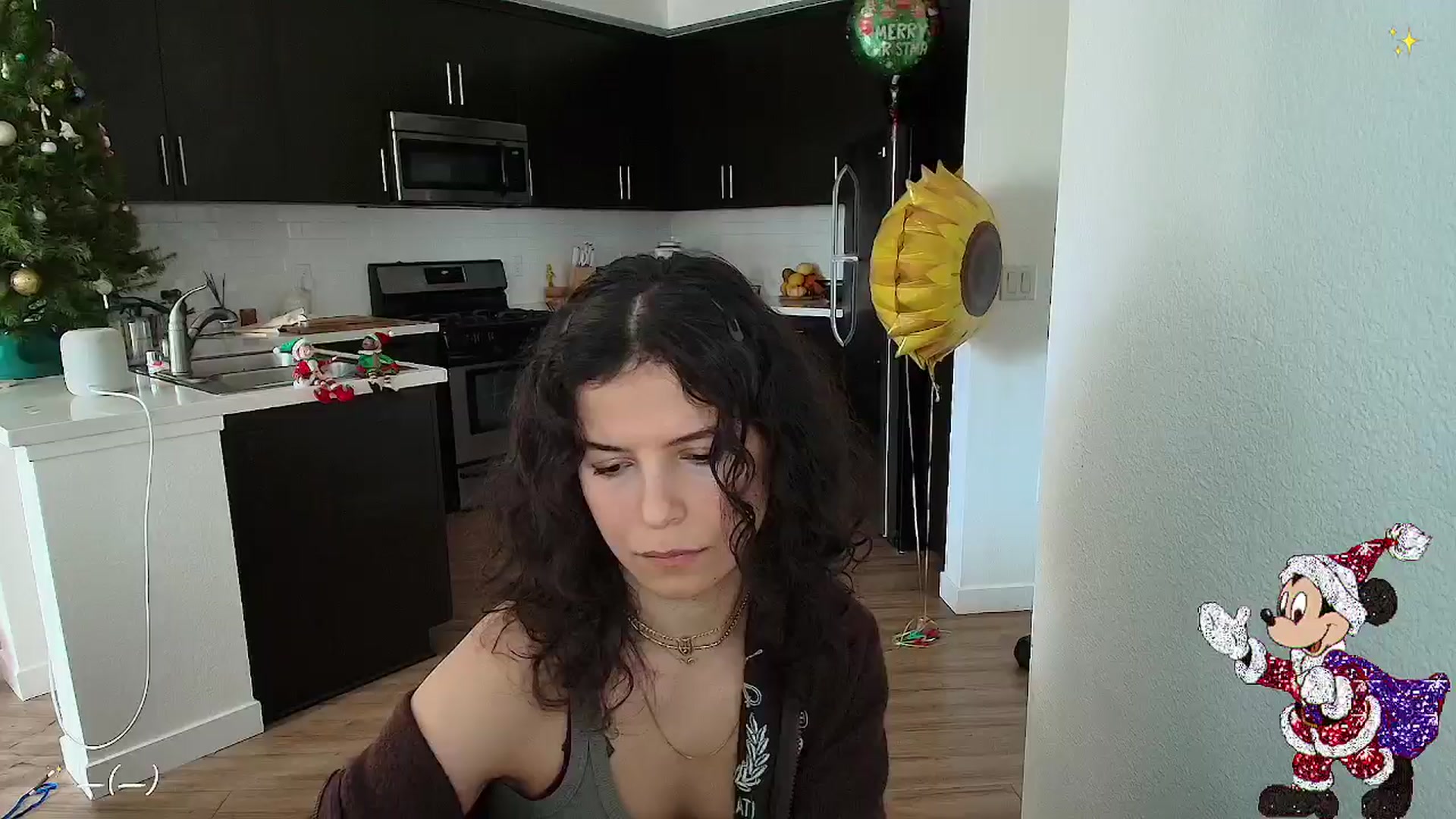 Gallery image thumbnail from litty's myfreecams stream on, 12/01/2024, 21:35 image 11 of 20