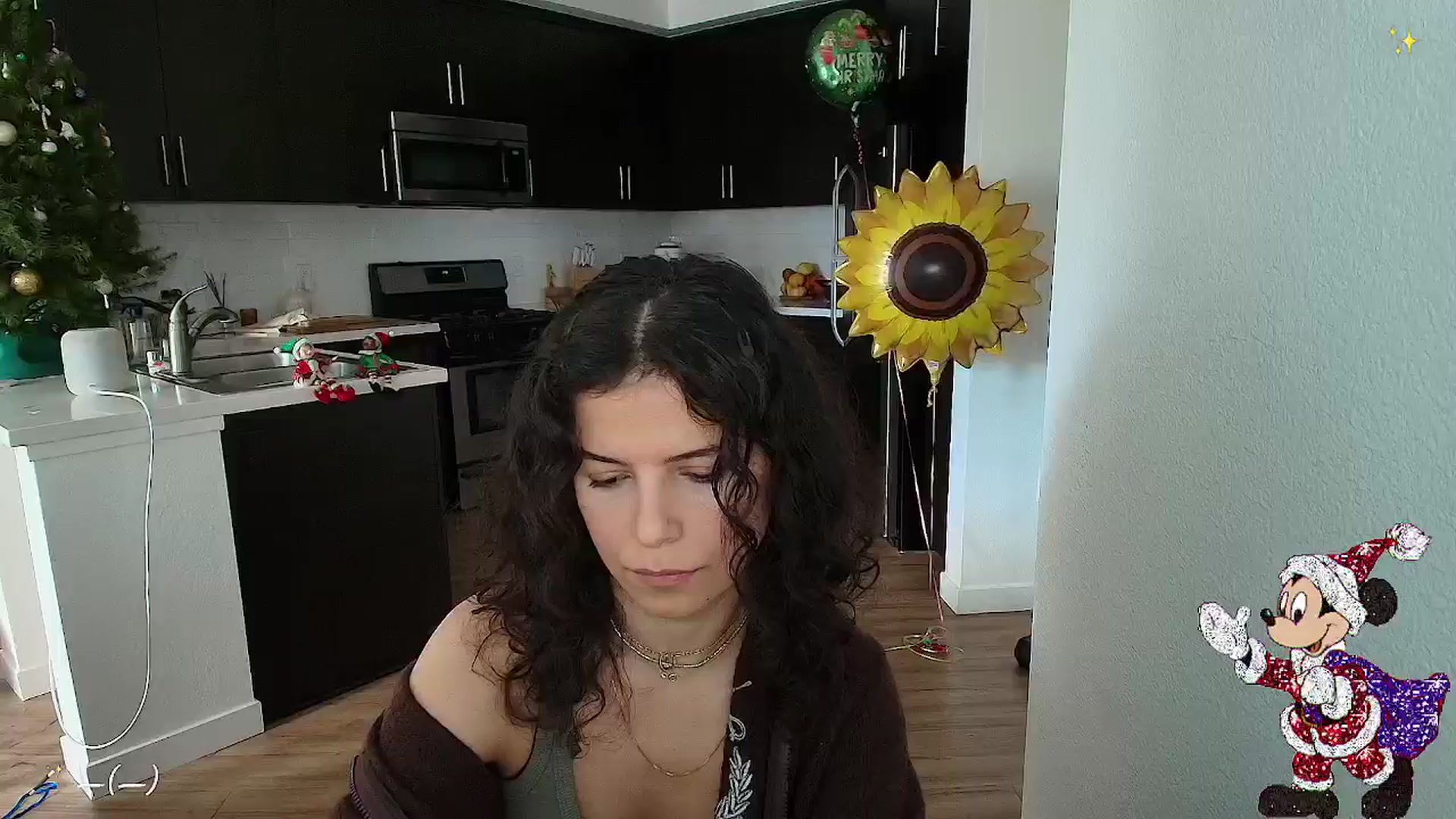Gallery image thumbnail from litty's myfreecams stream on, 12/01/2024, 21:35 image 8 of 20