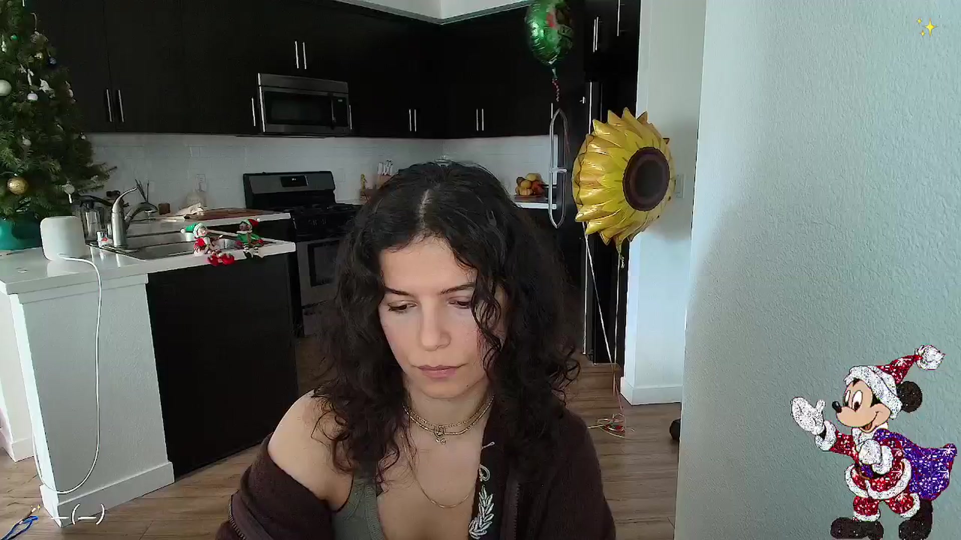 Gallery image thumbnail from litty's myfreecams stream on, 12/01/2024, 21:35 image 6 of 20