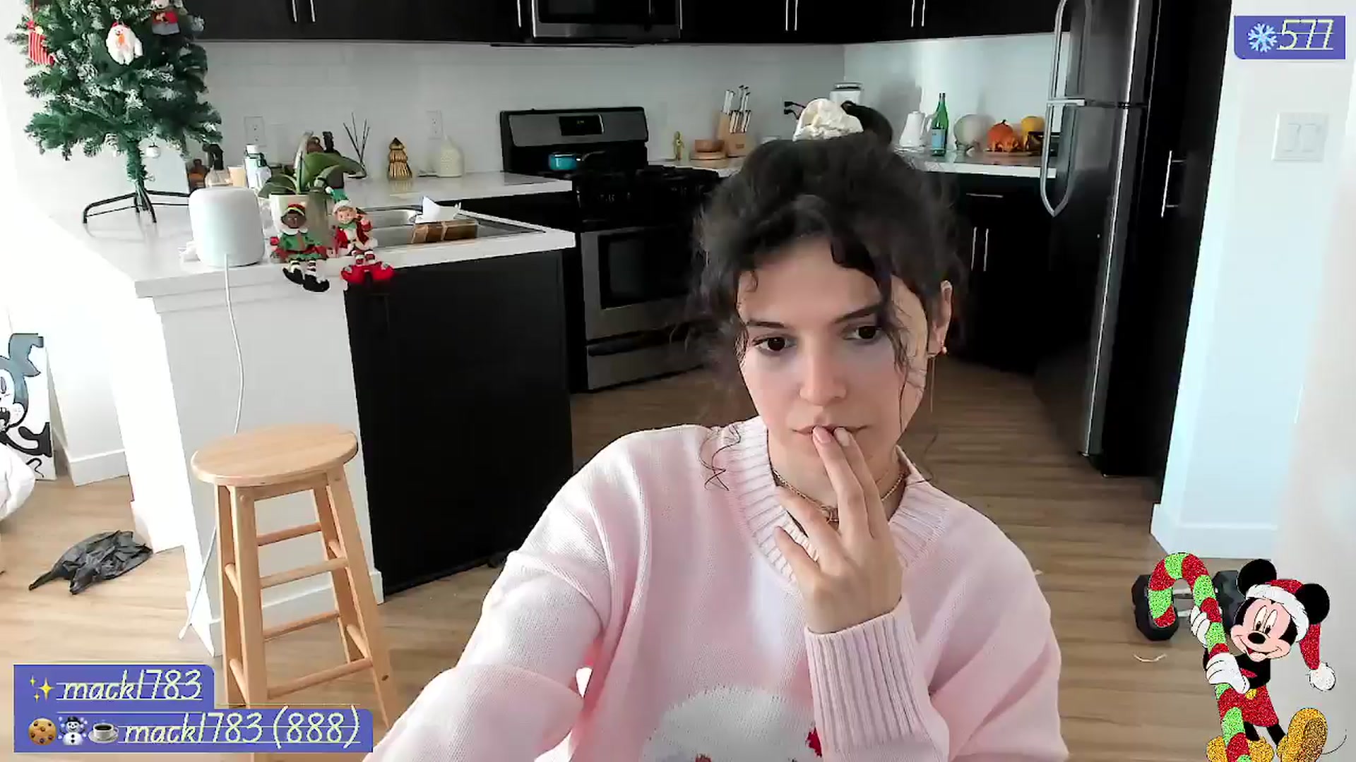 Gallery image thumbnail from litty's myfreecams stream on, 12/18/2024, 24:15 image 10 of 20
