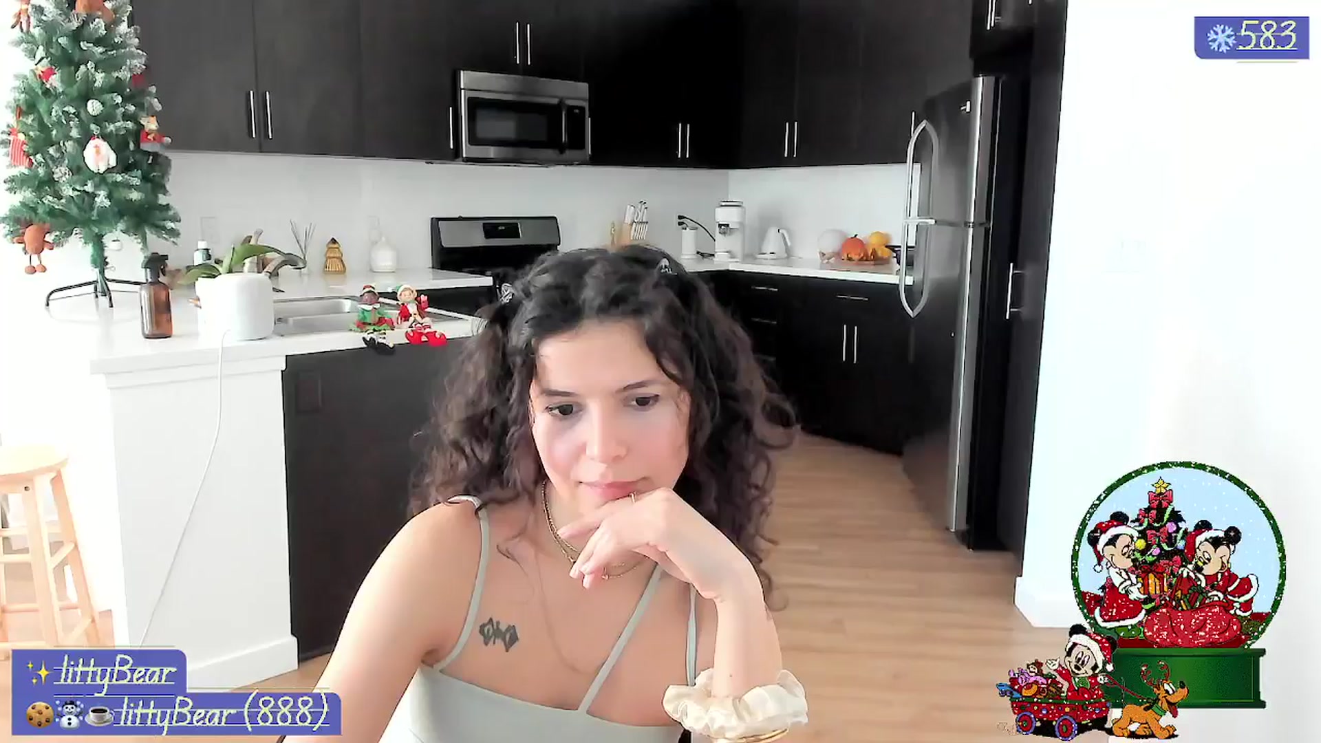 Gallery image thumbnail from litty's myfreecams stream on, 12/19/2024, 01:42 image 6 of 20
