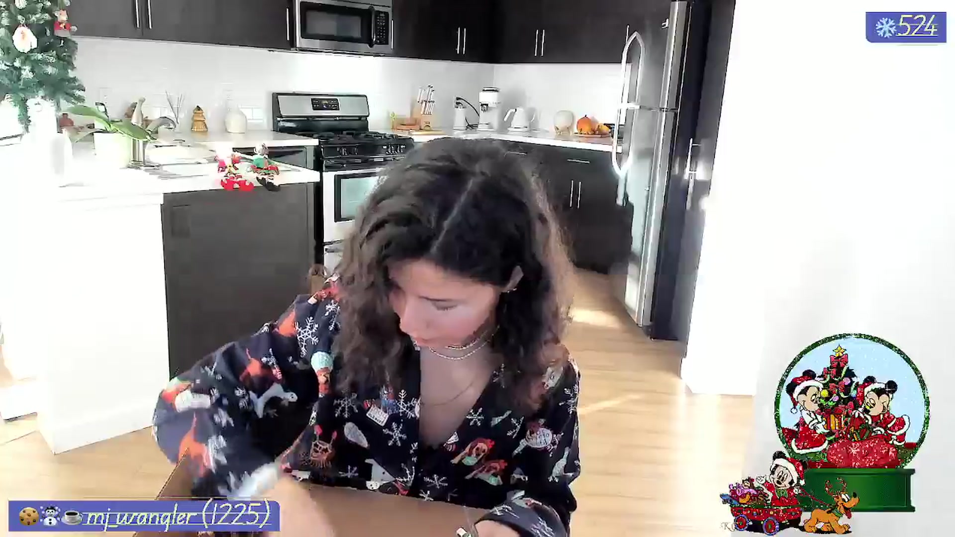 Gallery image thumbnail from litty's myfreecams stream on, 12/21/2024, 24:01 image 19 of 20