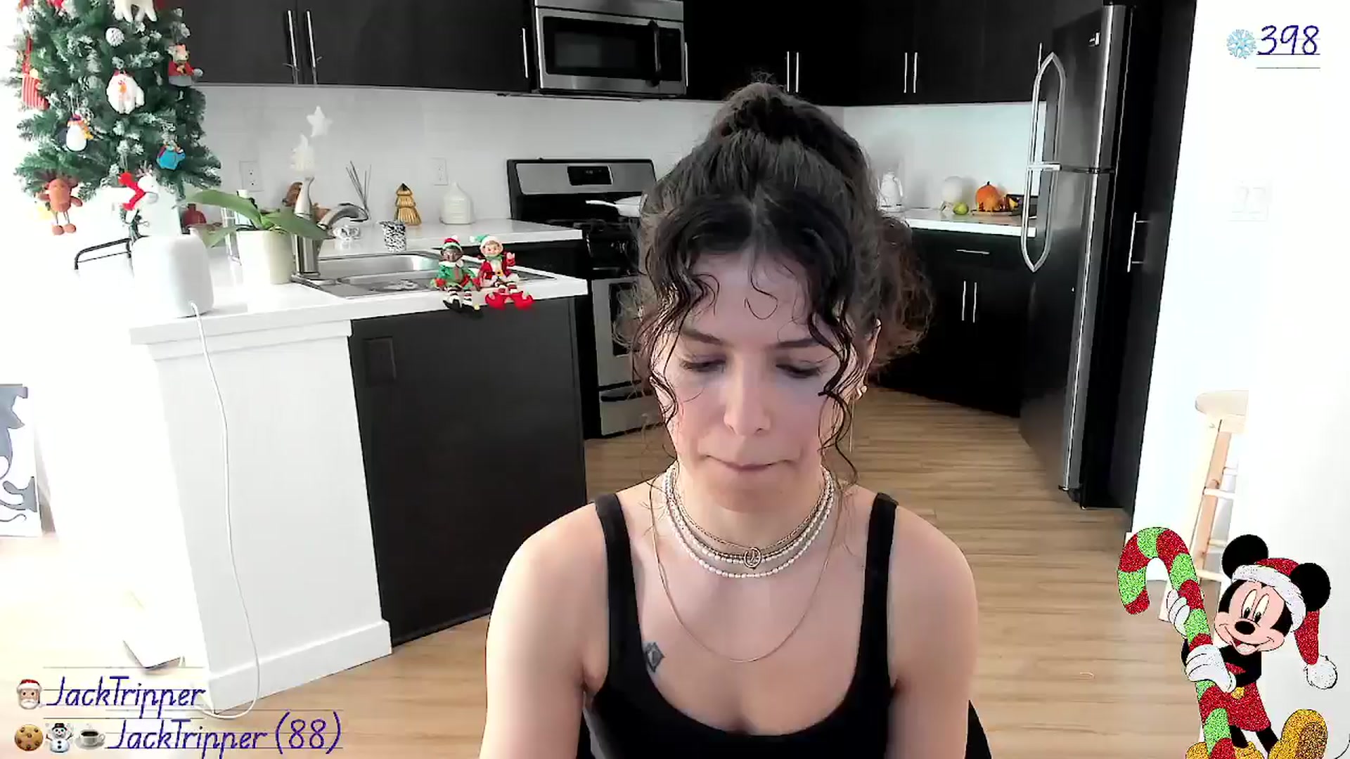 Gallery image thumbnail from litty's myfreecams stream on, 12/25/2024, 24:05 image 5 of 20