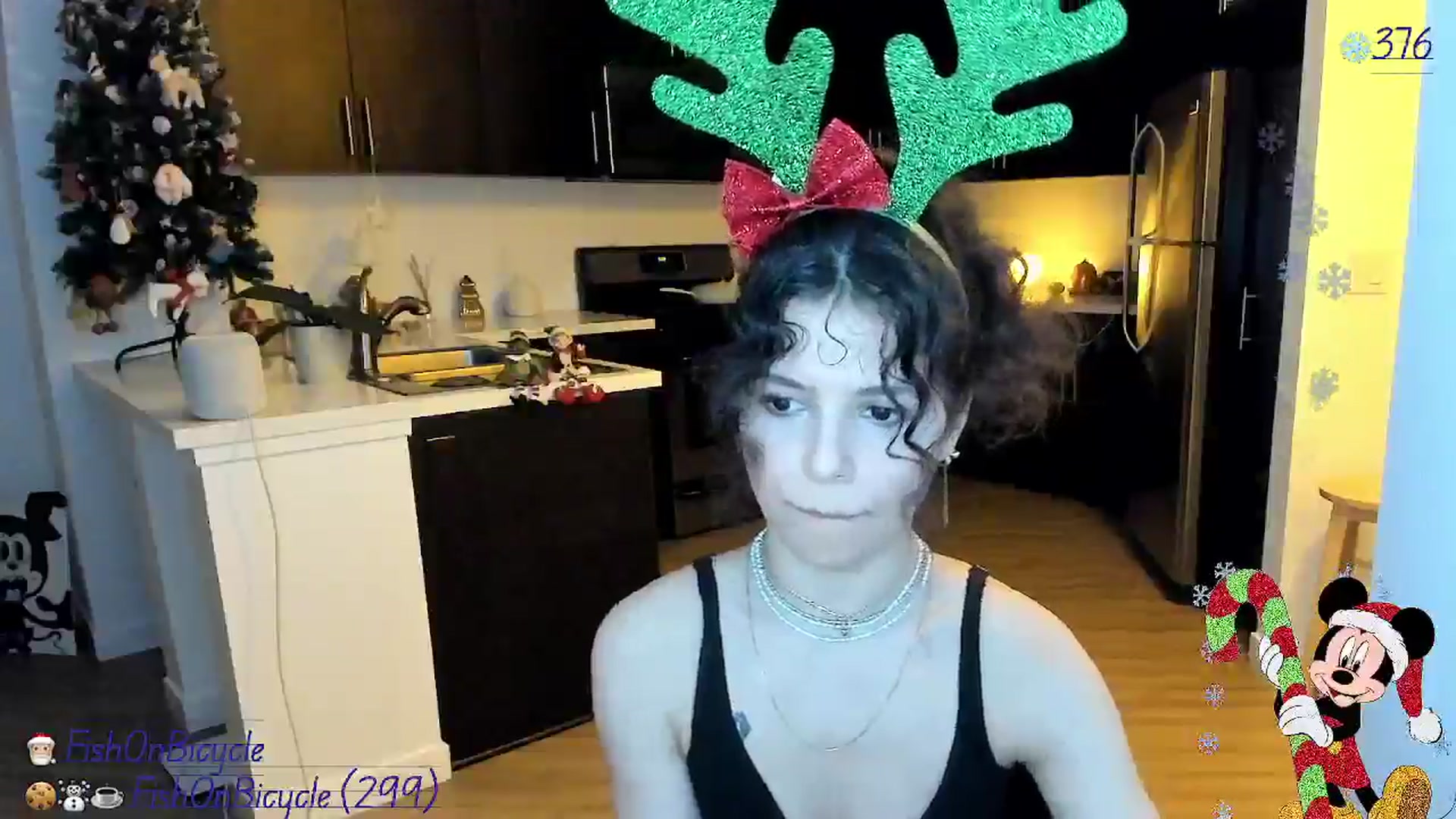 Gallery image thumbnail from litty's myfreecams stream on, 12/25/2024, 03:59 image 9 of 20