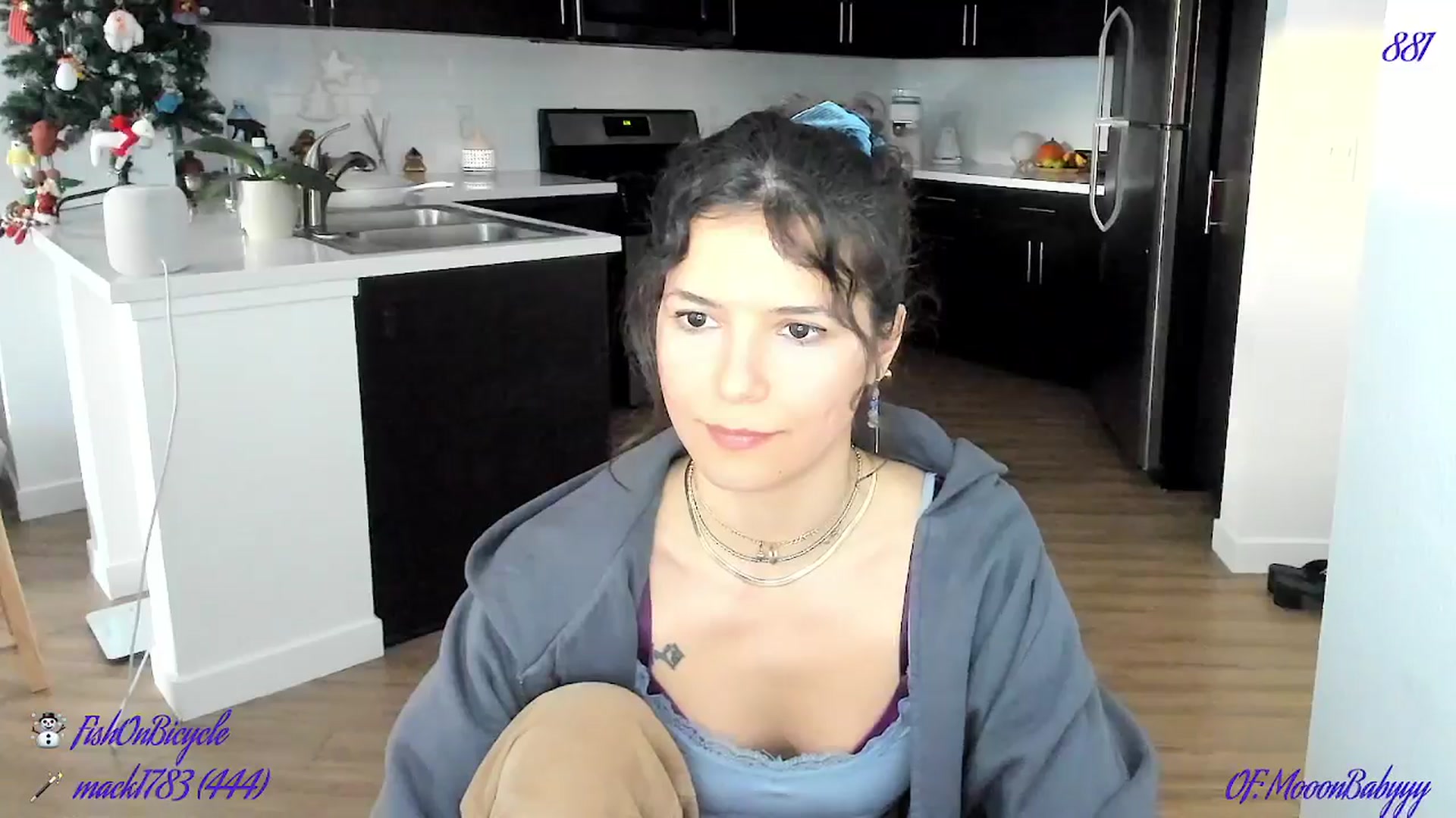 Gallery image thumbnail from litty's myfreecams stream on, 01/03/2025, 02:52 image 11 of 20