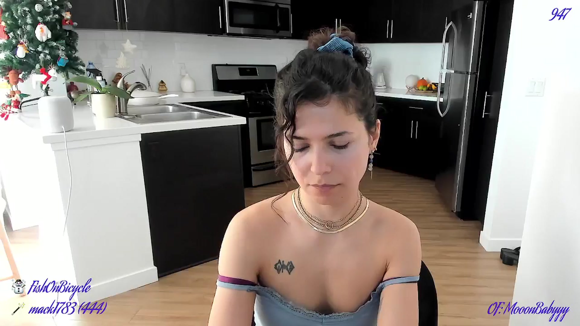 Gallery image thumbnail from litty's myfreecams stream on, 01/03/2025, 02:52 image 6 of 20