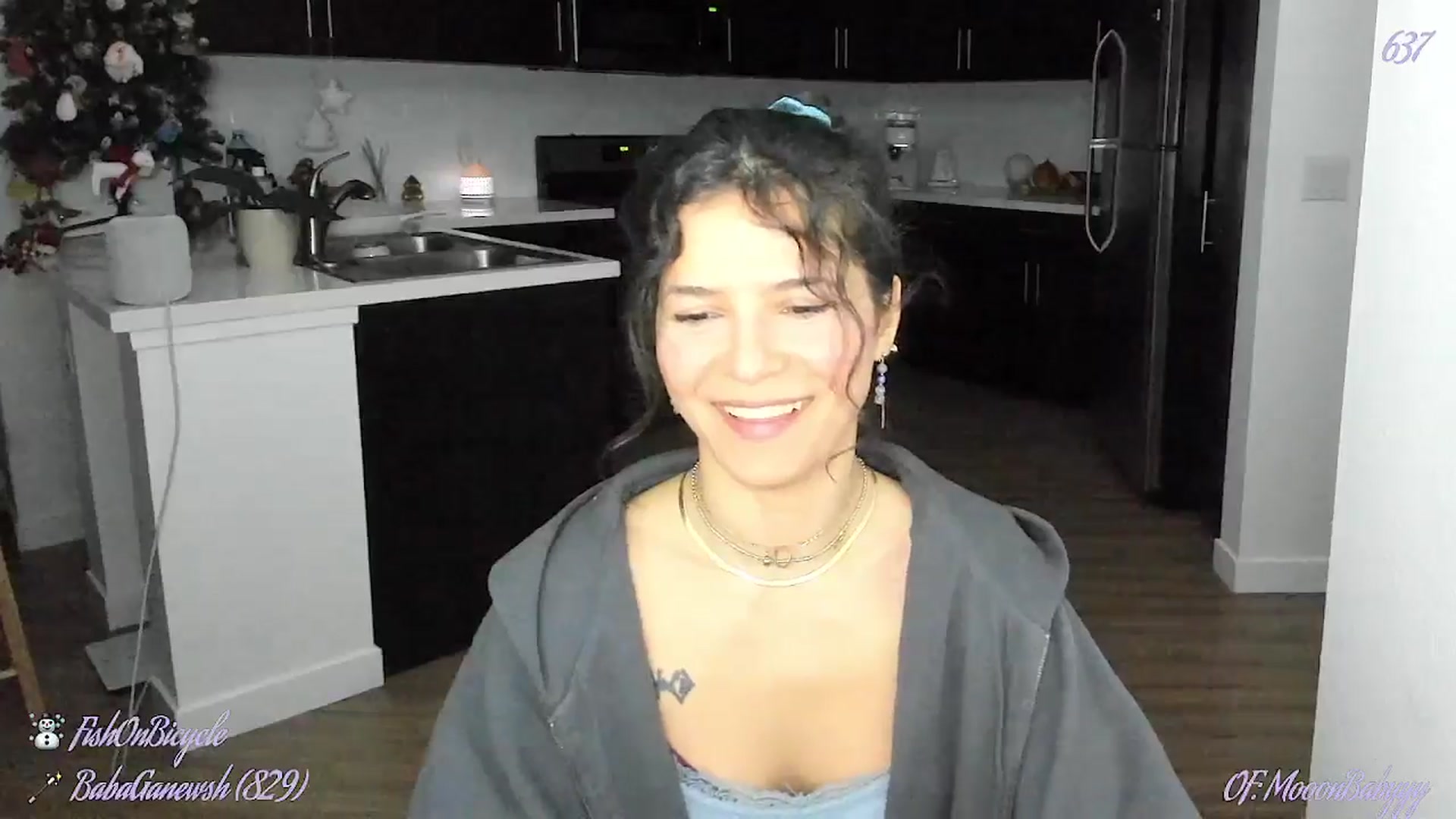 Gallery image thumbnail from litty's myfreecams stream on, 01/03/2025, 02:52 image 17 of 20