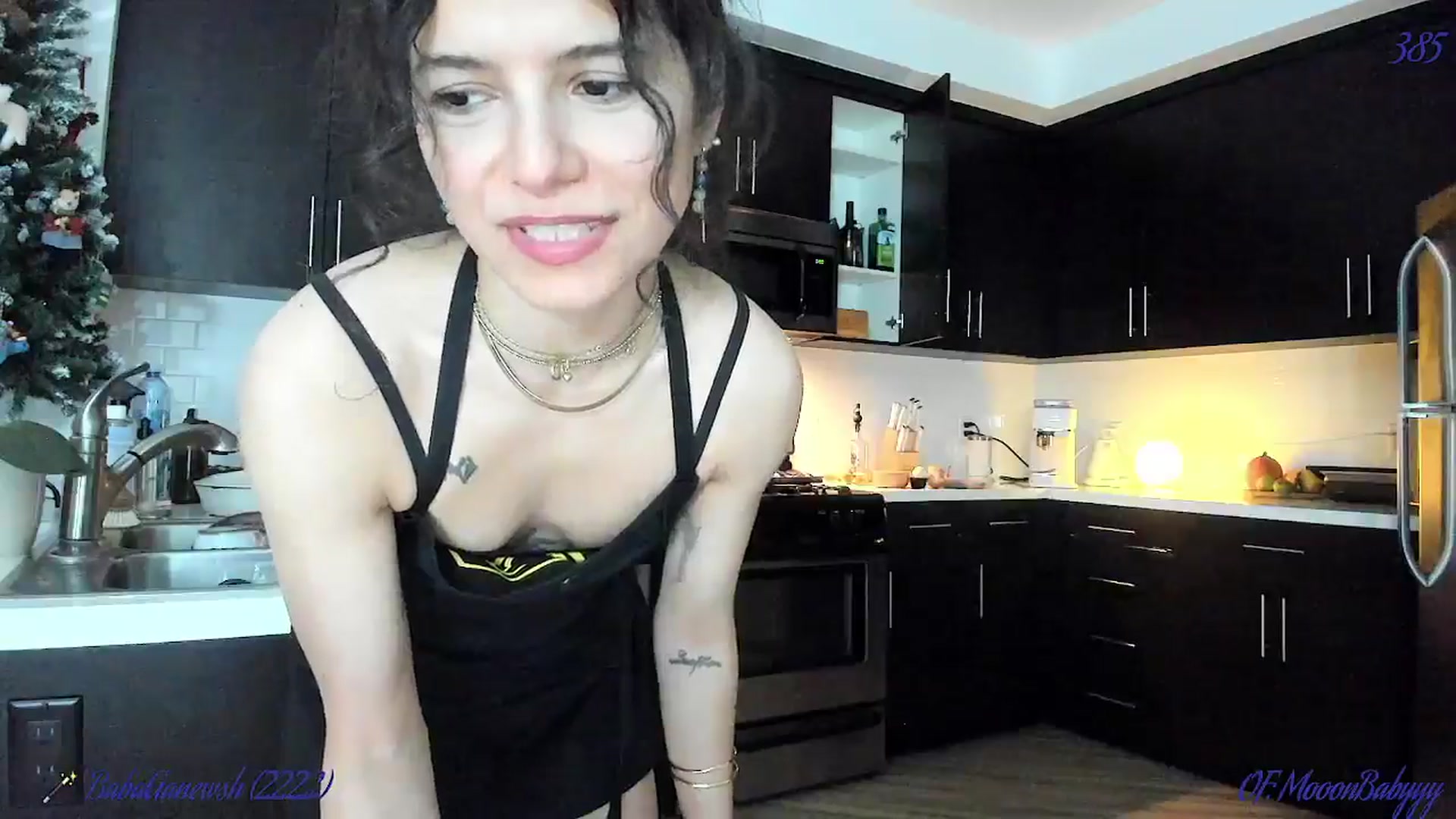 Gallery image thumbnail from litty's myfreecams stream on, 01/03/2025, 06:31 image 9 of 20
