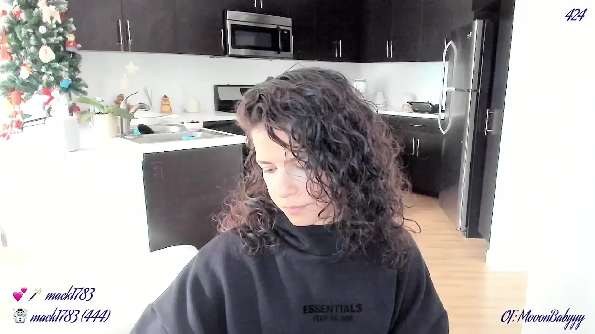Gallery image thumbnail from litty's myfreecams stream on, 01/05/2025, 24:05 image 15 of 20