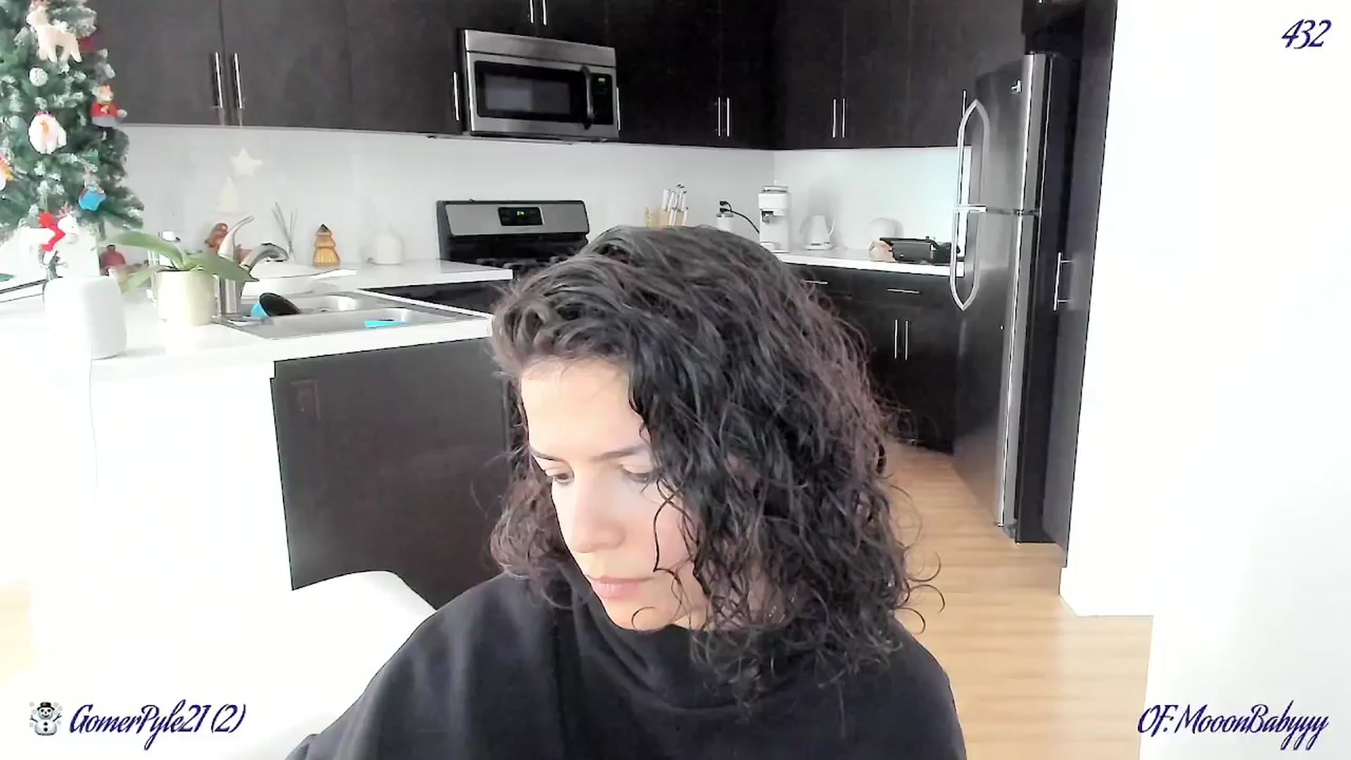 Gallery image thumbnail from litty's myfreecams stream on, 01/05/2025, 24:05 image 9 of 20