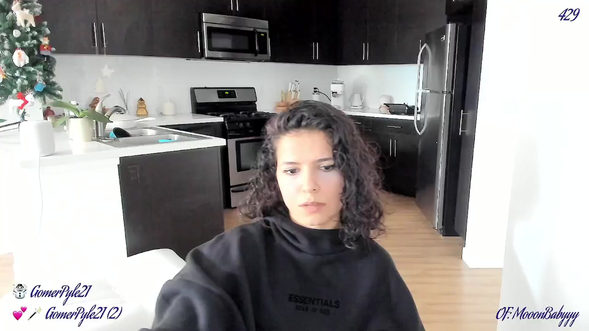 Gallery image thumbnail from litty's myfreecams stream on, 01/05/2025, 24:05 image 7 of 20
