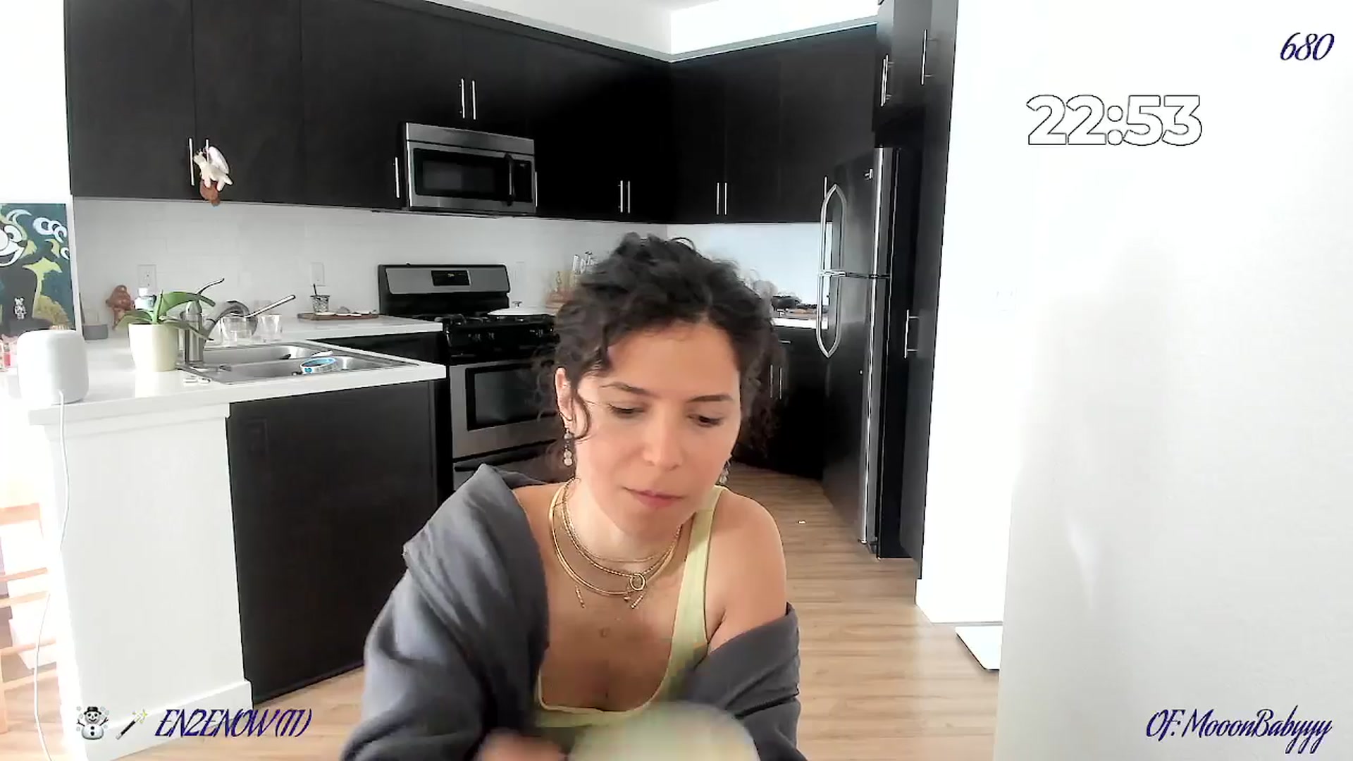 Gallery image thumbnail from litty's myfreecams stream on, 02/17/2025, 24:37 image 8 of 20