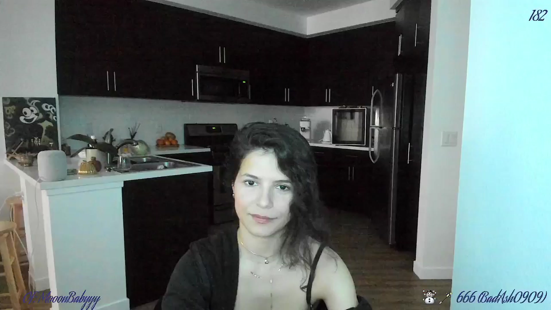 Gallery image thumbnail from litty's myfreecams stream on, 03/02/2025, 04:22 image 3 of 20