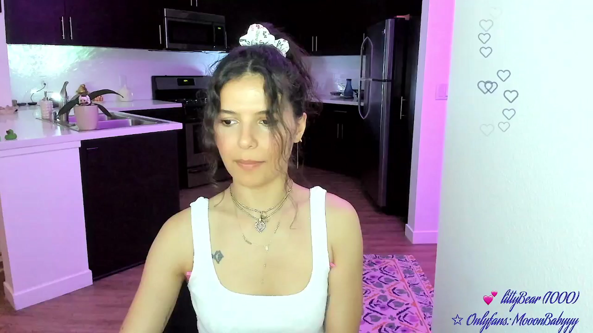 Gallery image thumbnail from litty's myfreecams stream on, 07/04/2025, 06:55 image 14 of 20