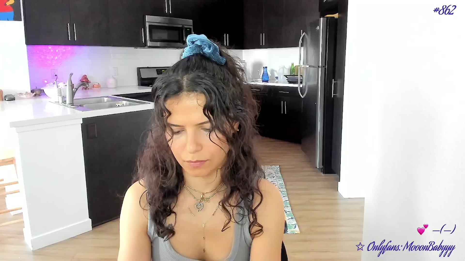 Gallery image thumbnail from litty's myfreecams stream on, 07/07/2025, 02:08 image 4 of 20