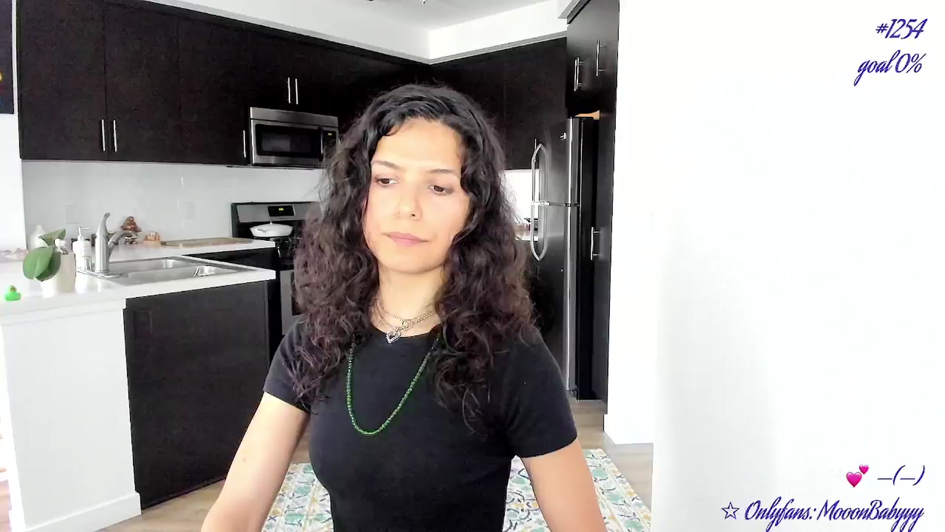 Gallery image thumbnail from litty's myfreecams stream on, 07/16/2025, 02:11 image 10 of 20