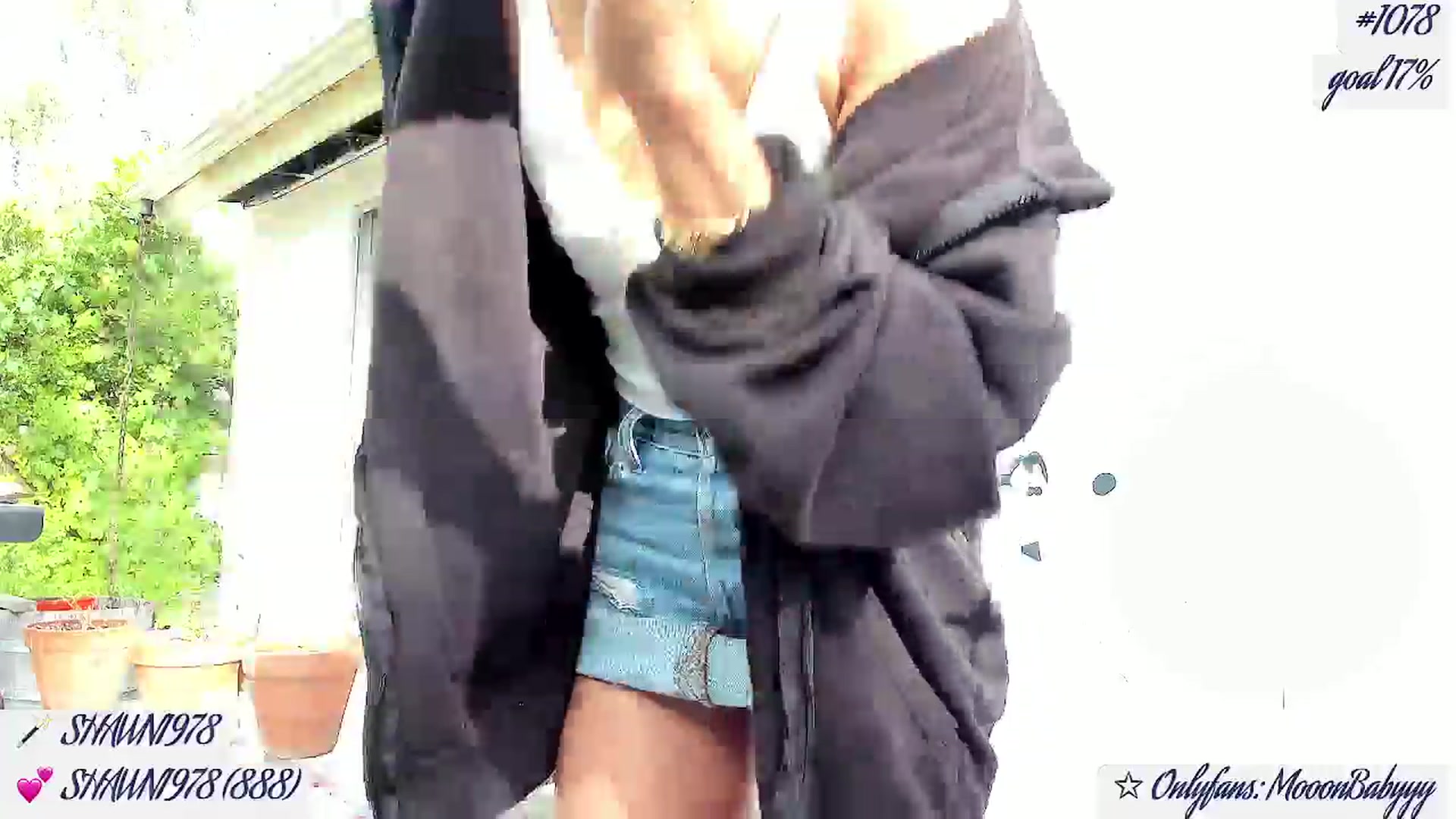 Gallery image thumbnail from litty's myfreecams stream on, 07/27/2025, 24:30 image 13 of 20