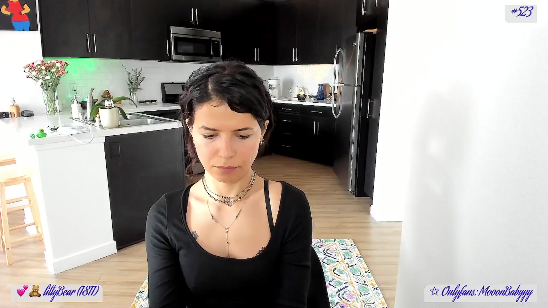 Gallery image thumbnail from litty's myfreecams stream on, 08/02/2025, 23:39 image 19 of 20