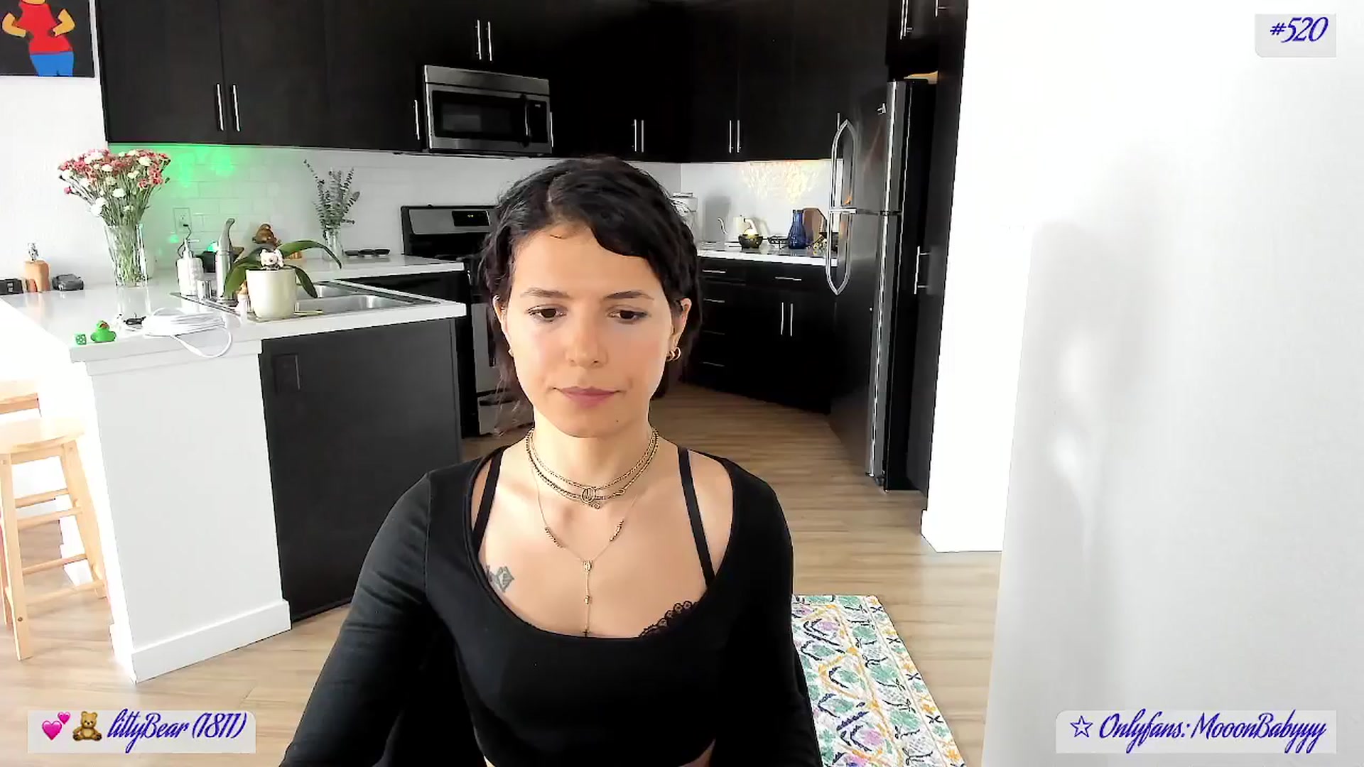 Gallery image thumbnail from litty's myfreecams stream on, 08/02/2025, 23:39 image 18 of 20