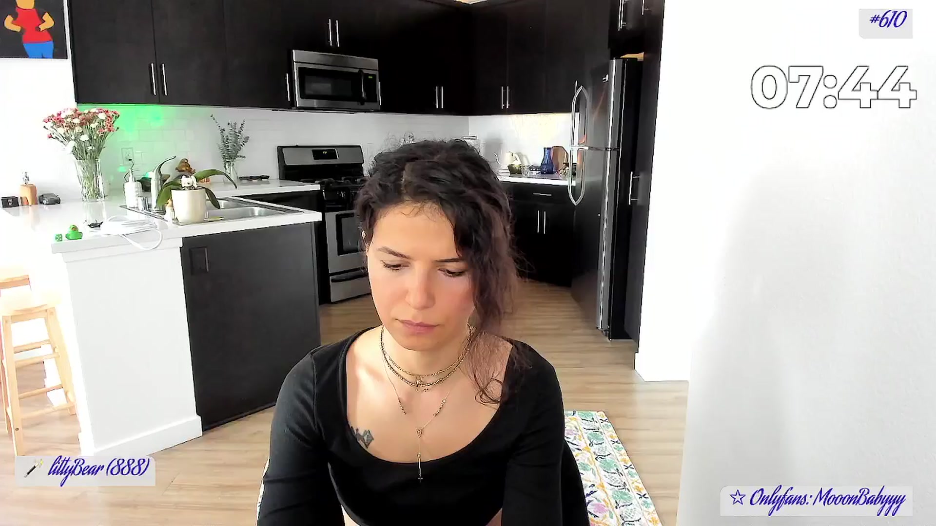 Gallery image thumbnail from litty's myfreecams stream on, 08/02/2025, 23:39 image 12 of 20
