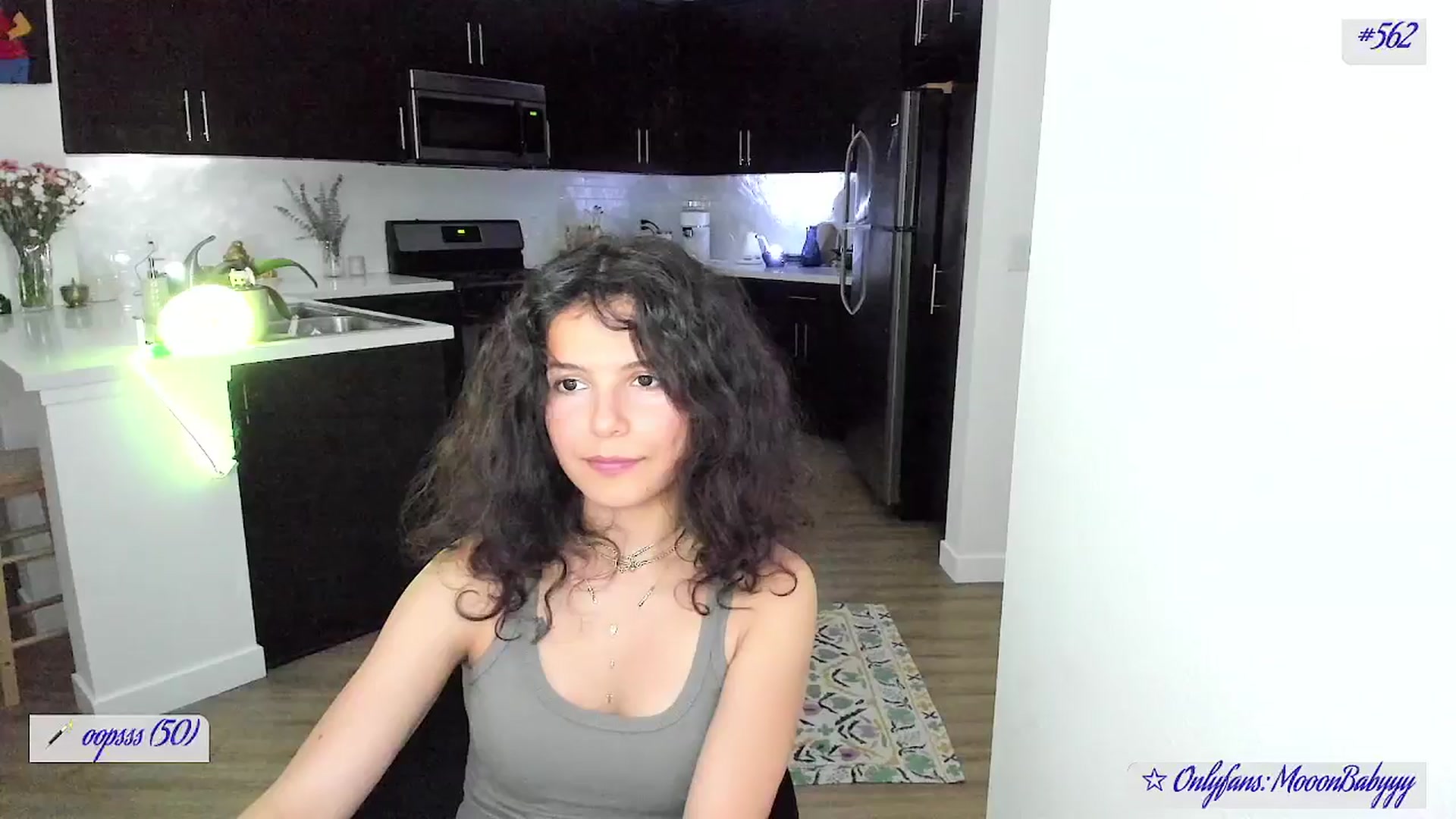Gallery image thumbnail from litty's myfreecams stream on, 08/03/2025, 04:21 image 3 of 20