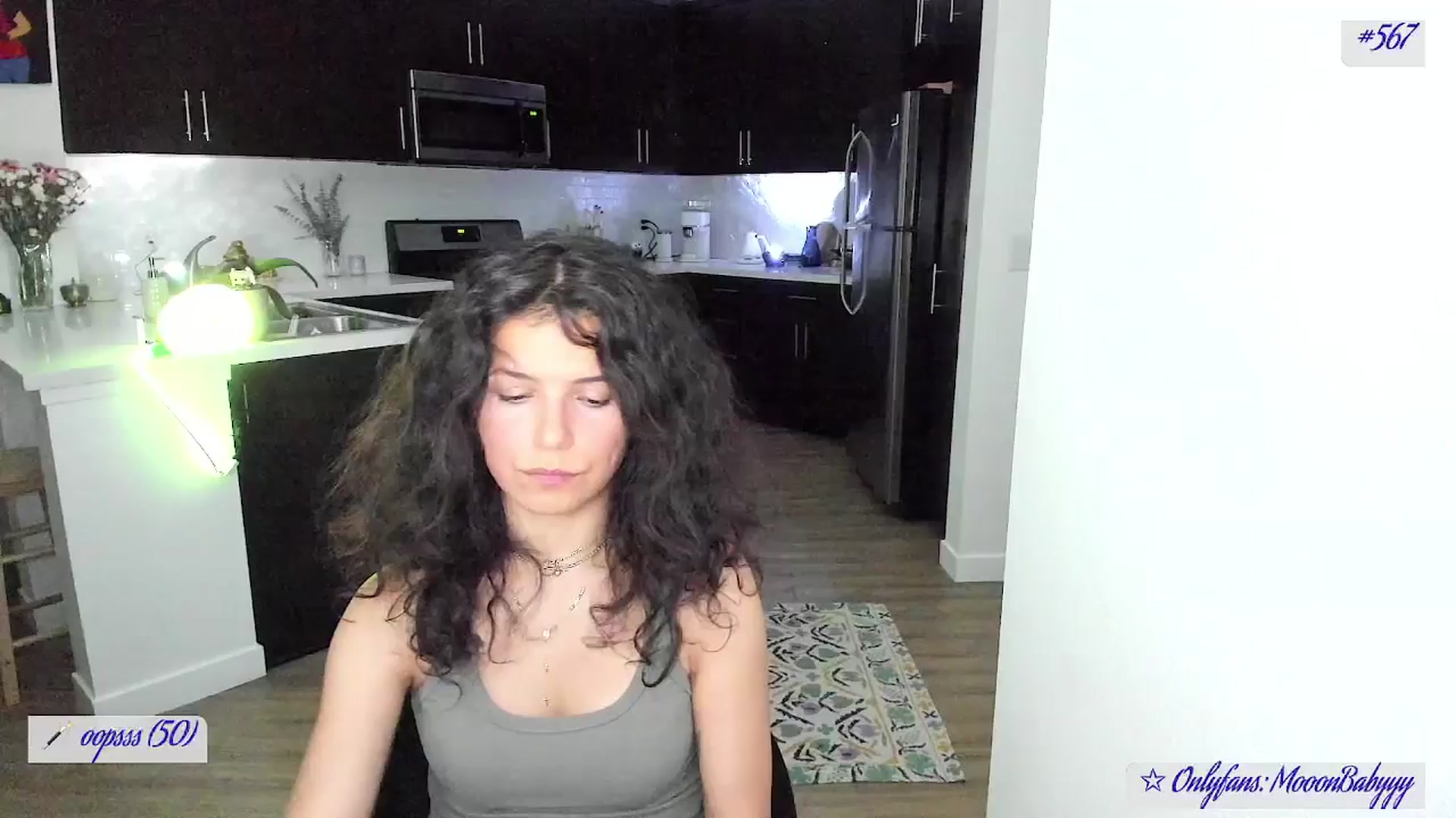 Gallery image thumbnail from litty's myfreecams stream on, 08/03/2025, 04:21 image 8 of 20