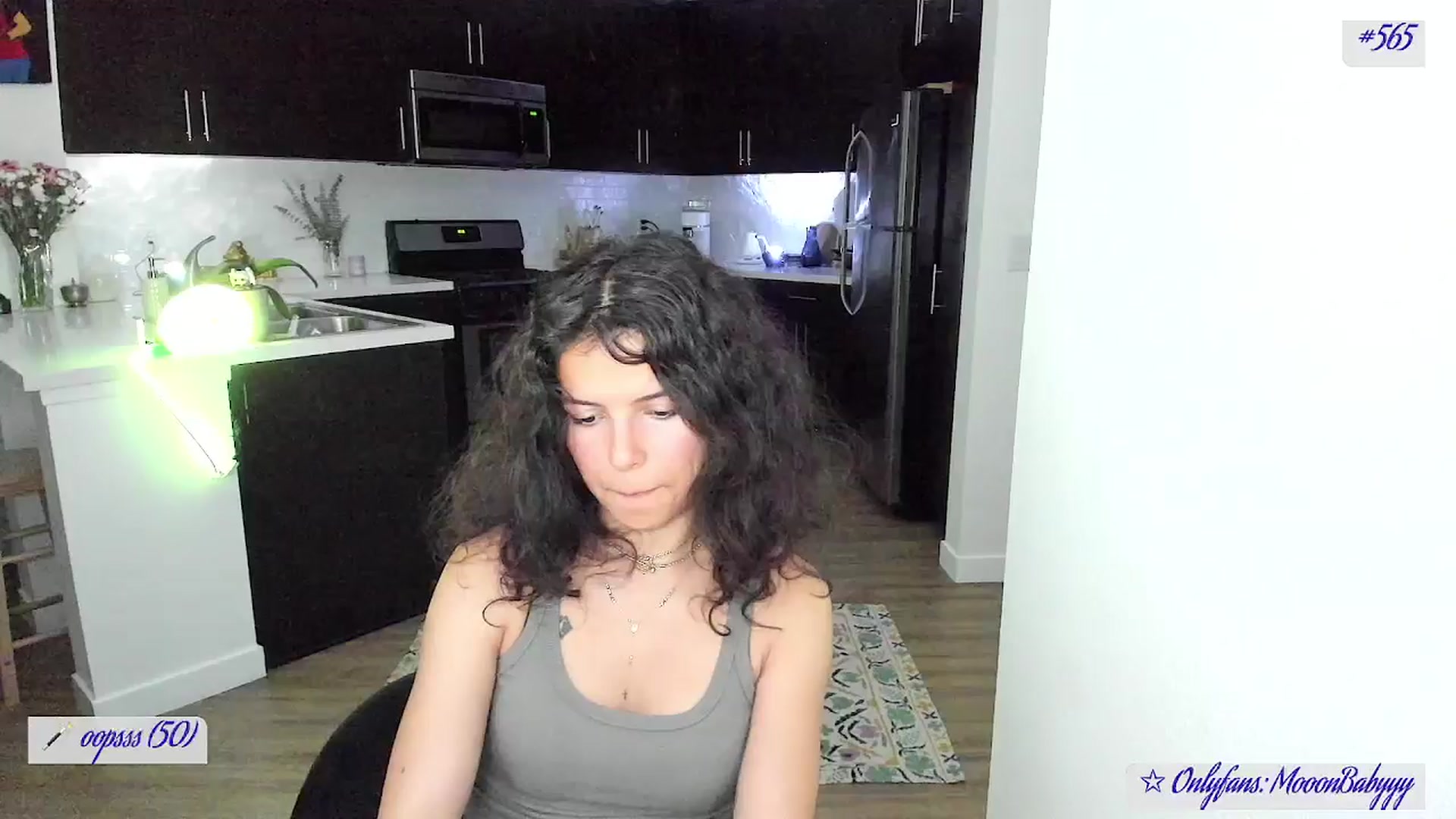 Gallery image thumbnail from litty's myfreecams stream on, 08/03/2025, 04:21 image 6 of 20