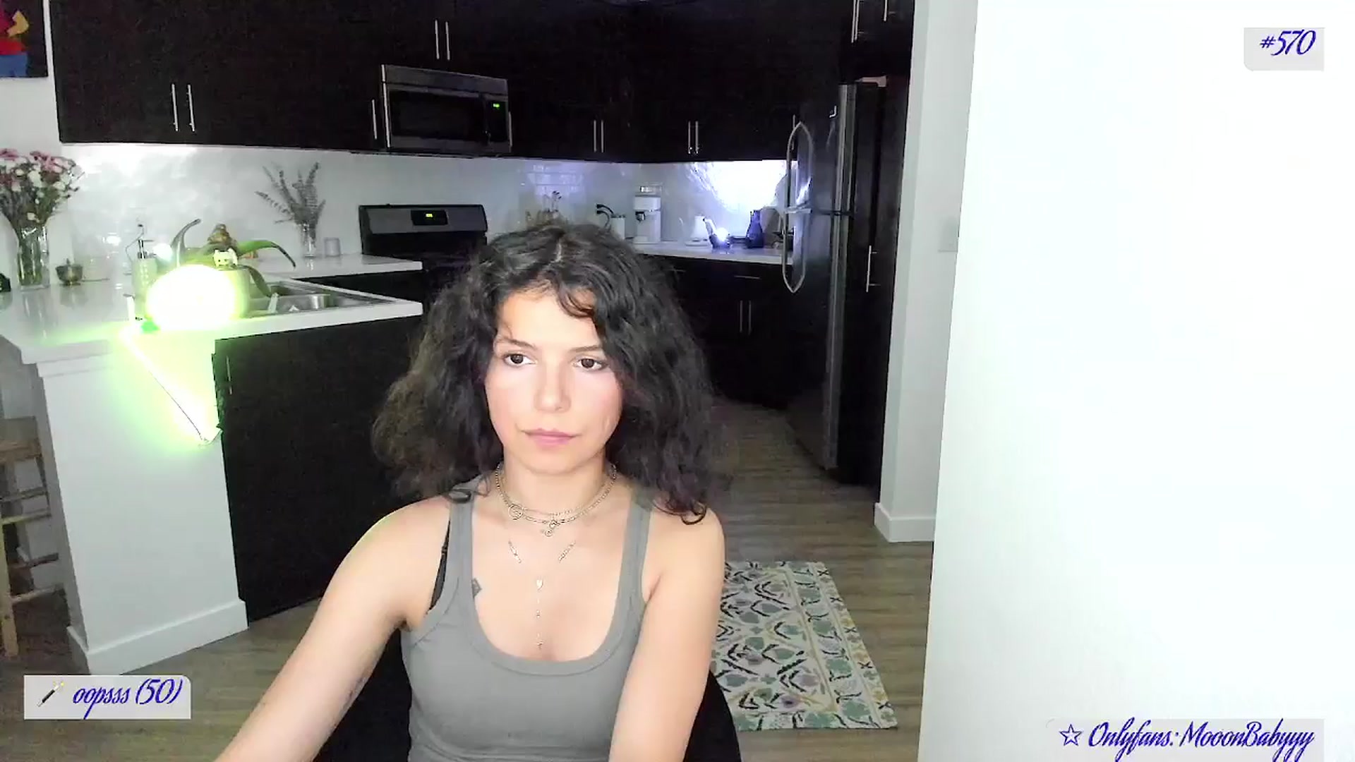 Gallery image thumbnail from litty's myfreecams stream on, 08/03/2025, 04:21 image 11 of 20