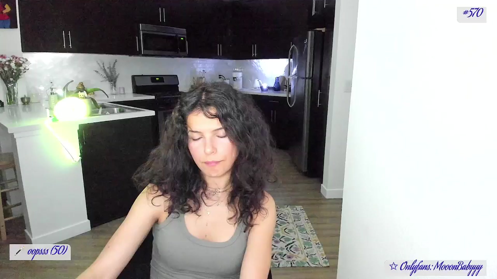 Gallery image thumbnail from litty's myfreecams stream on, 08/03/2025, 04:21 image 10 of 20