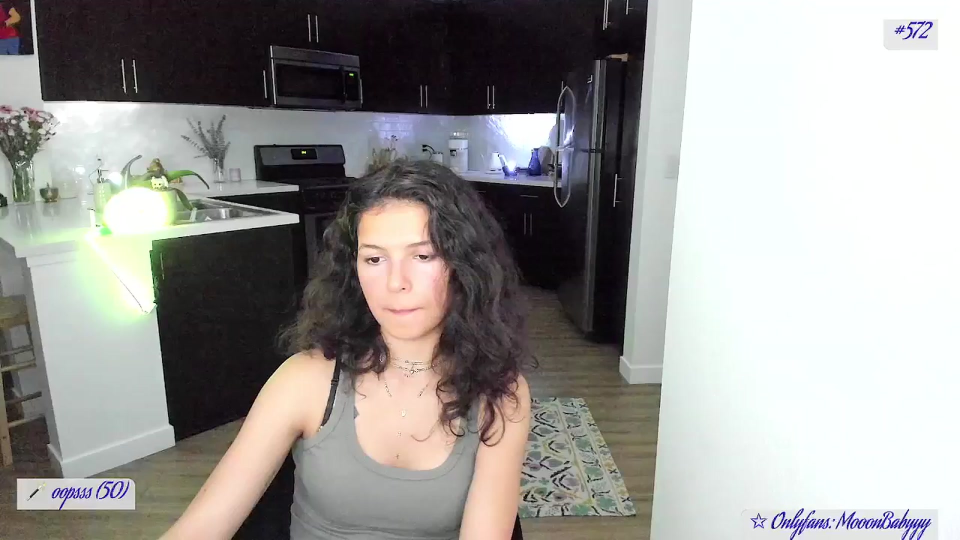 Gallery image thumbnail from litty's myfreecams stream on, 08/03/2025, 04:21 image 15 of 20