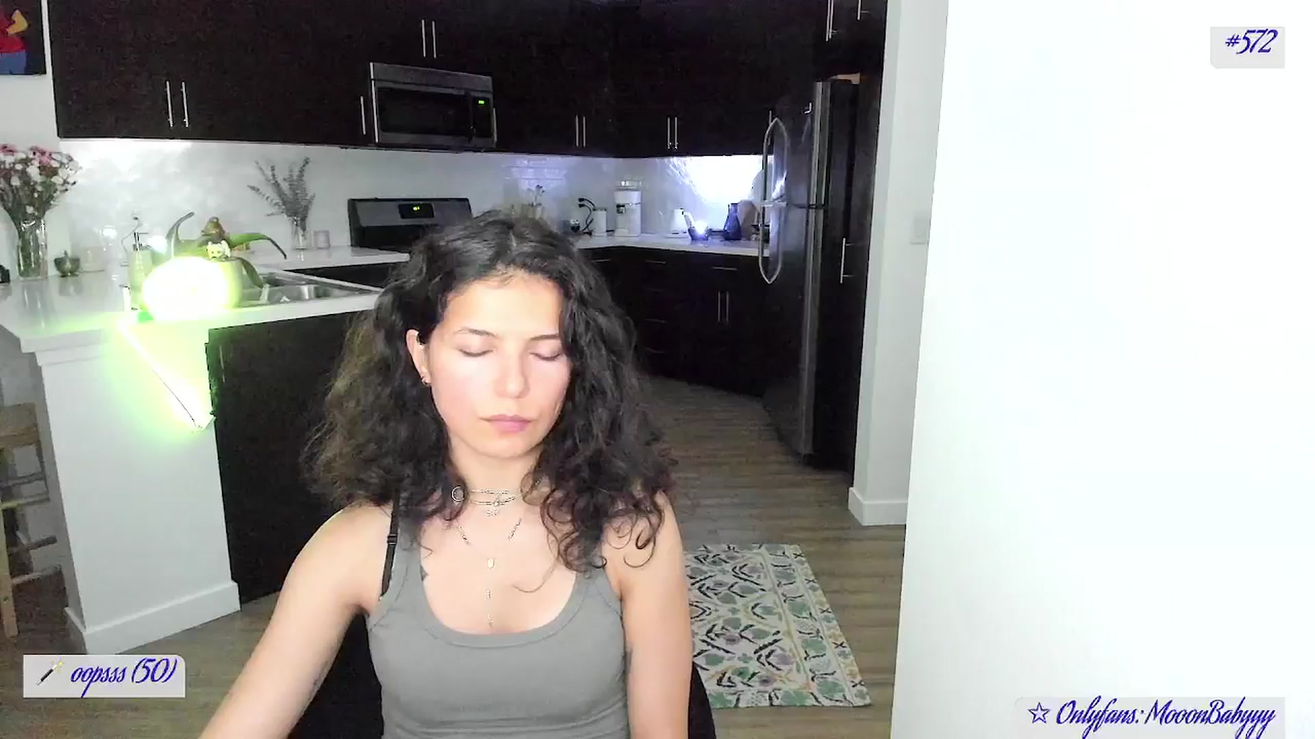 Gallery image thumbnail from litty's myfreecams stream on, 08/03/2025, 04:21 image 16 of 20