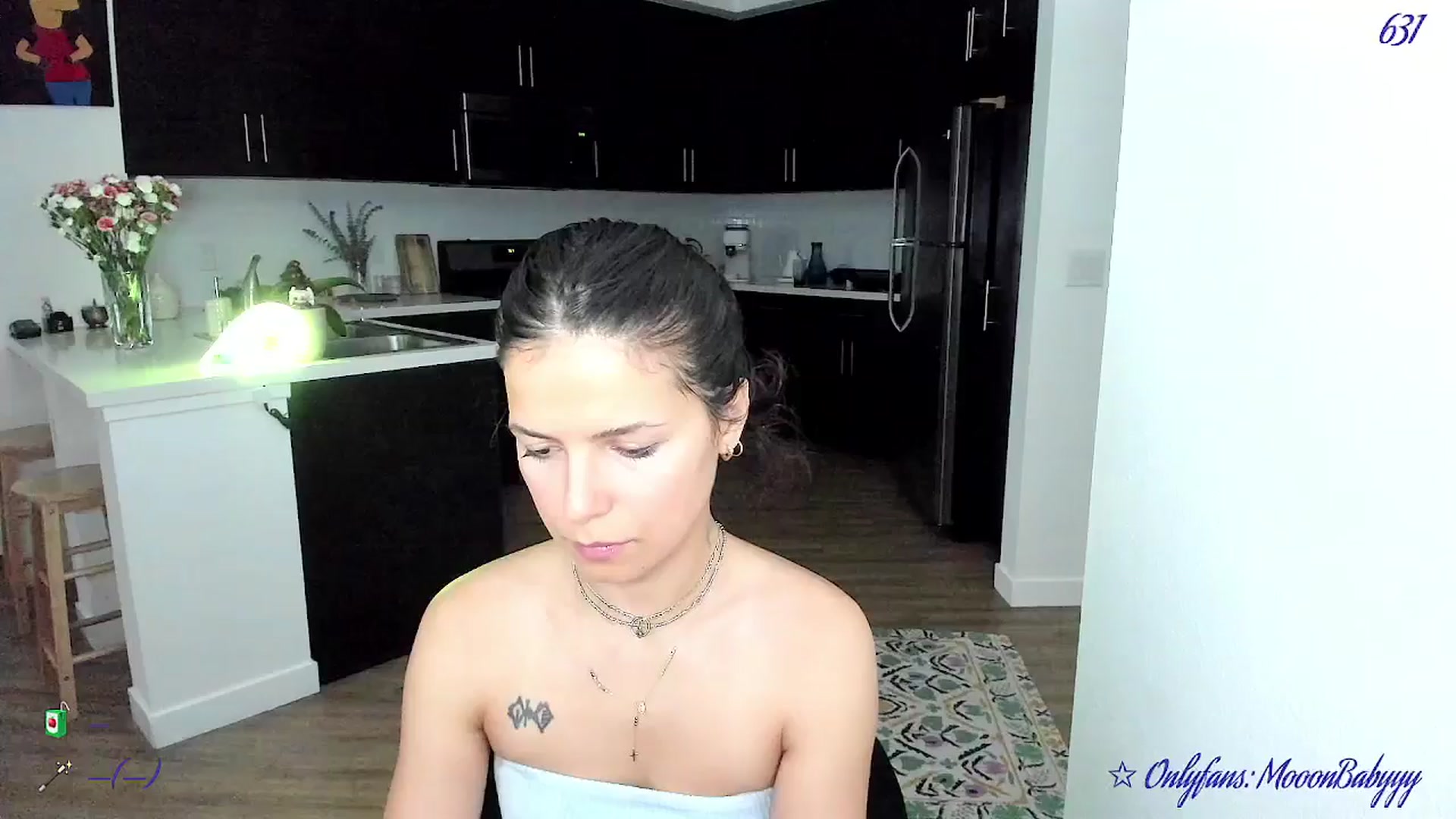 Gallery image thumbnail from litty's myfreecams stream on, 08/06/2025, 04:13 image 6 of 20