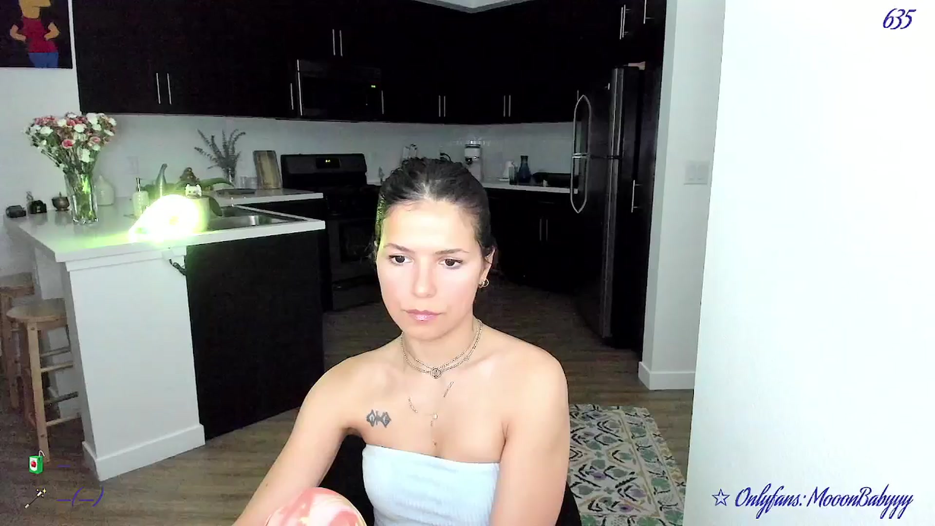 Gallery image thumbnail from litty's myfreecams stream on, 08/06/2025, 04:13 image 10 of 20