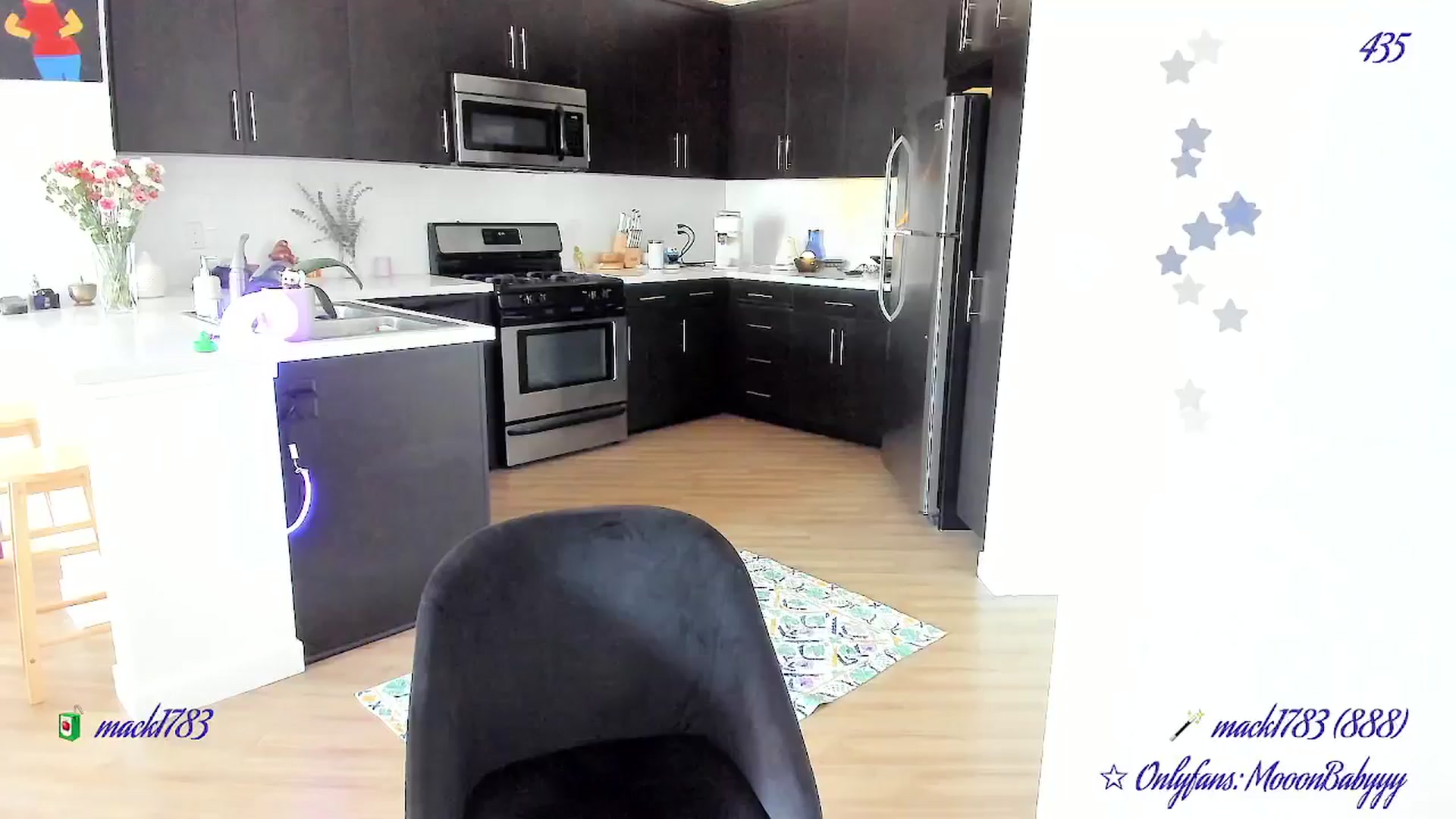 Gallery image thumbnail from litty's myfreecams stream on, 08/10/2025, 24:03 image 8 of 20