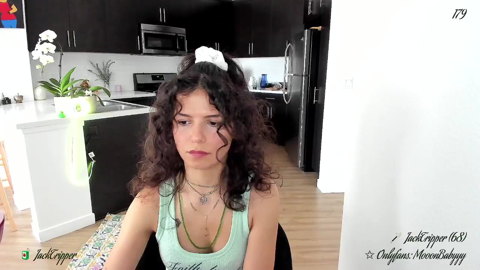 Gallery image thumbnail from litty's myfreecams stream on, 08/14/2025, 24:19 image 8 of 20