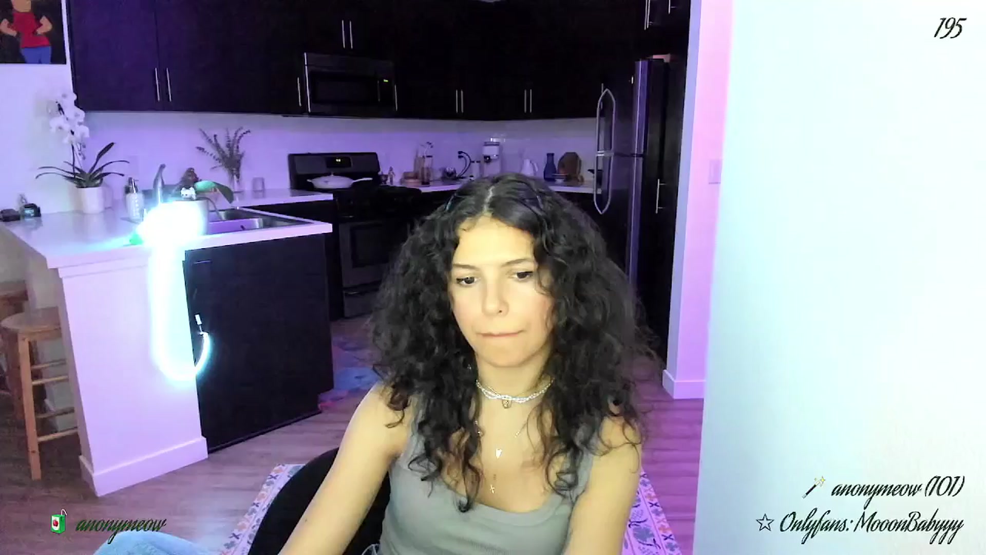 Gallery image thumbnail from litty's myfreecams stream on, 08/15/2025, 04:47 image 6 of 20
