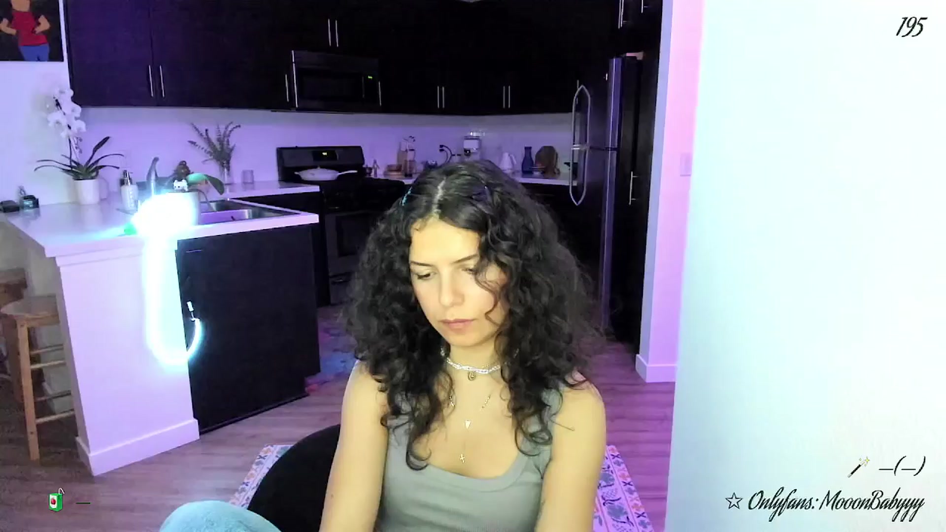 Gallery image thumbnail from litty's myfreecams stream on, 08/15/2025, 04:47 image 2 of 20