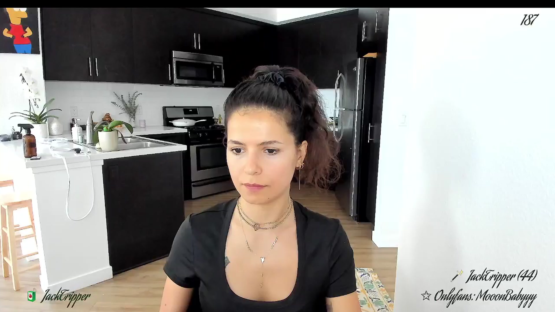 Gallery image thumbnail from litty's myfreecams stream on, 08/17/2025, 22:14 image 4 of 20