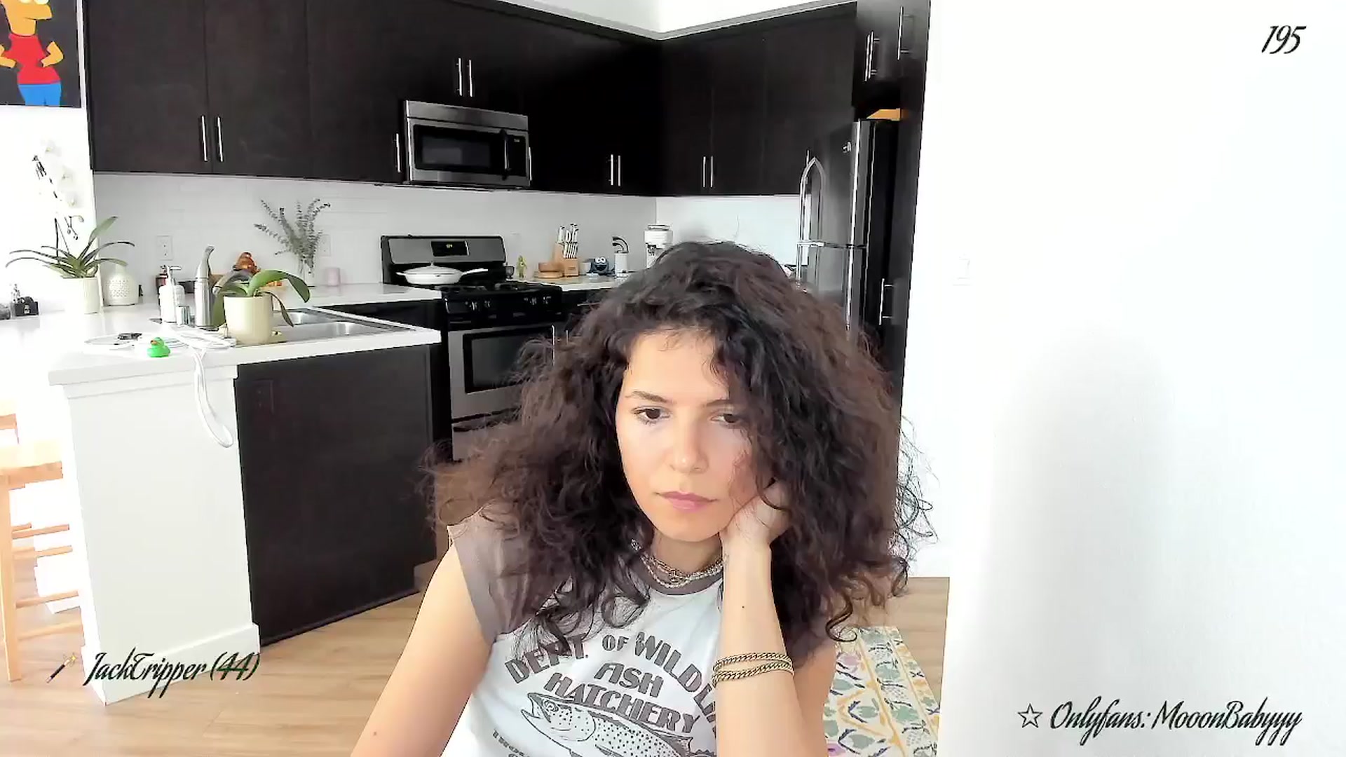 Gallery image thumbnail from litty's myfreecams stream on, 08/19/2025, 01:23 image 5 of 20