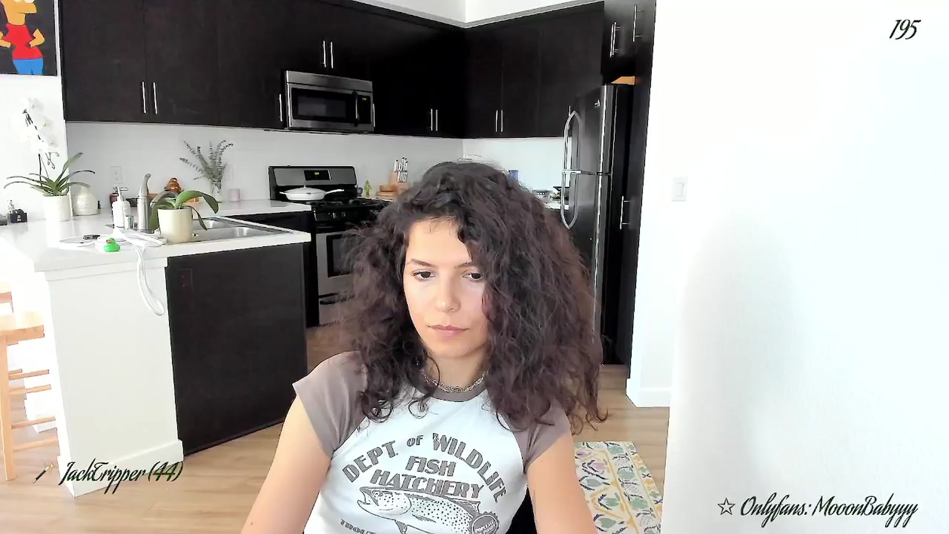 Gallery image thumbnail from litty's myfreecams stream on, 08/19/2025, 01:23 image 18 of 20