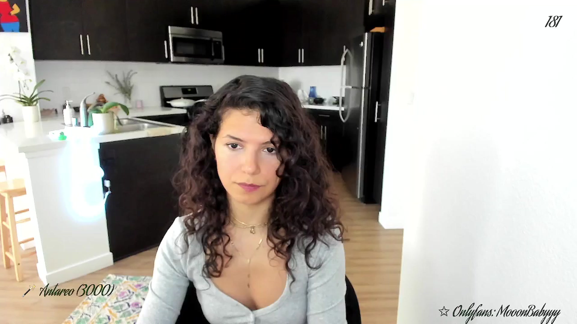 Gallery image thumbnail from litty's myfreecams stream on, 08/20/2025, 03:35 image 2 of 20
