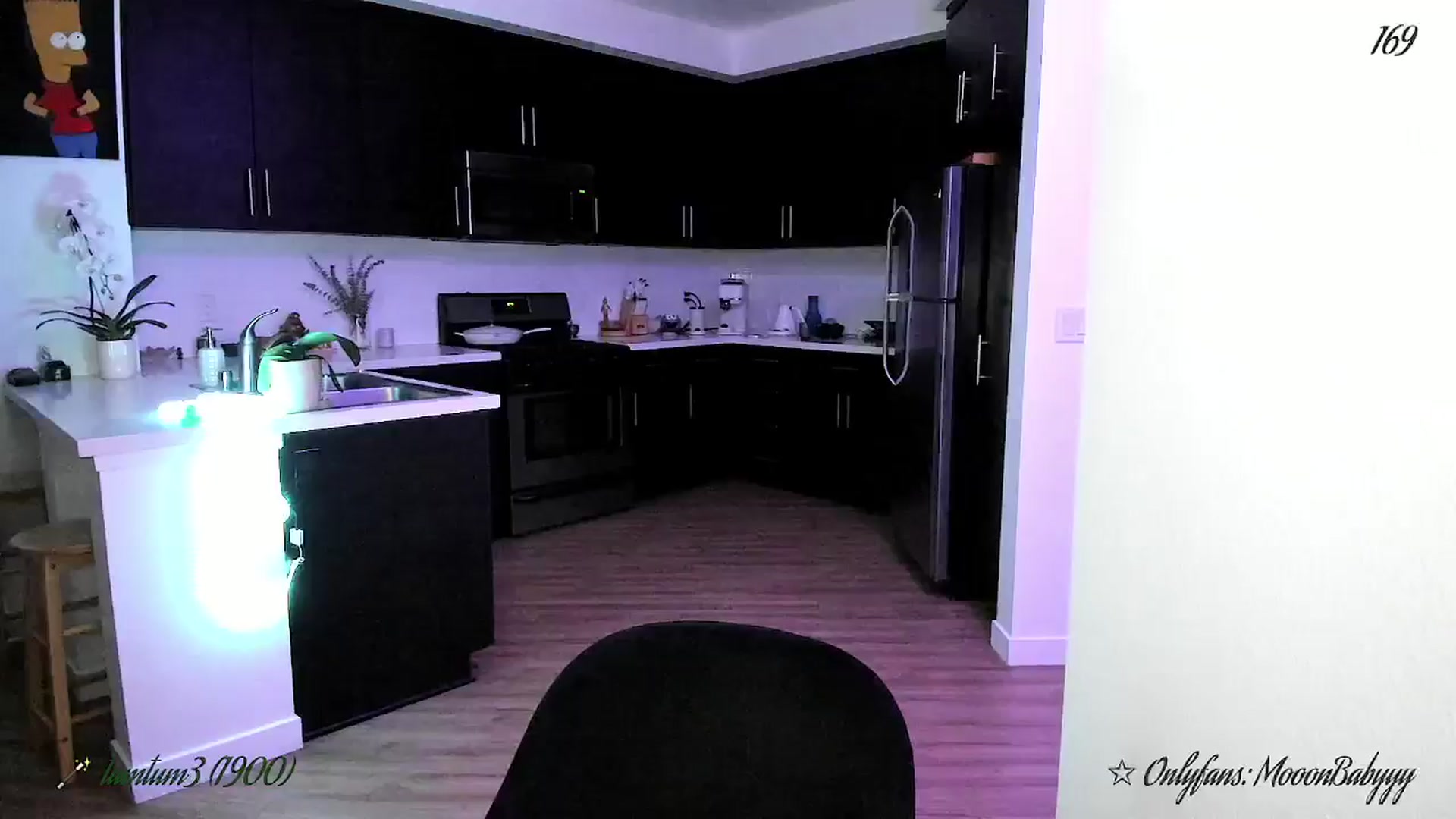 Gallery image thumbnail from litty's myfreecams stream on, 08/20/2025, 04:03 image 12 of 20