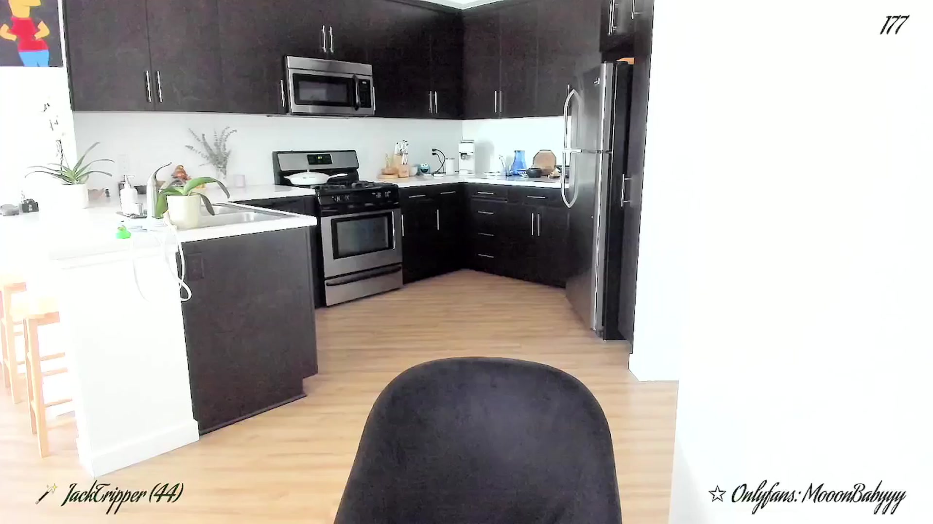Gallery image thumbnail from litty's myfreecams stream on, 08/20/2025, 23:07 image 12 of 20