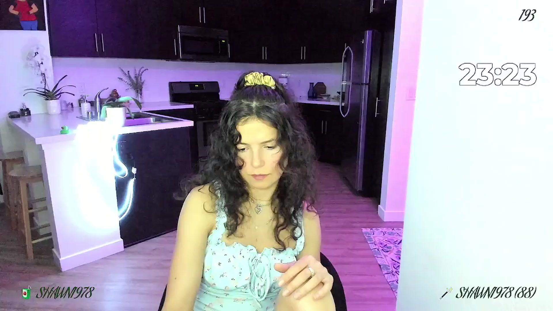 Gallery image thumbnail from litty's myfreecams stream on, 08/22/2025, 03:26 image 10 of 20