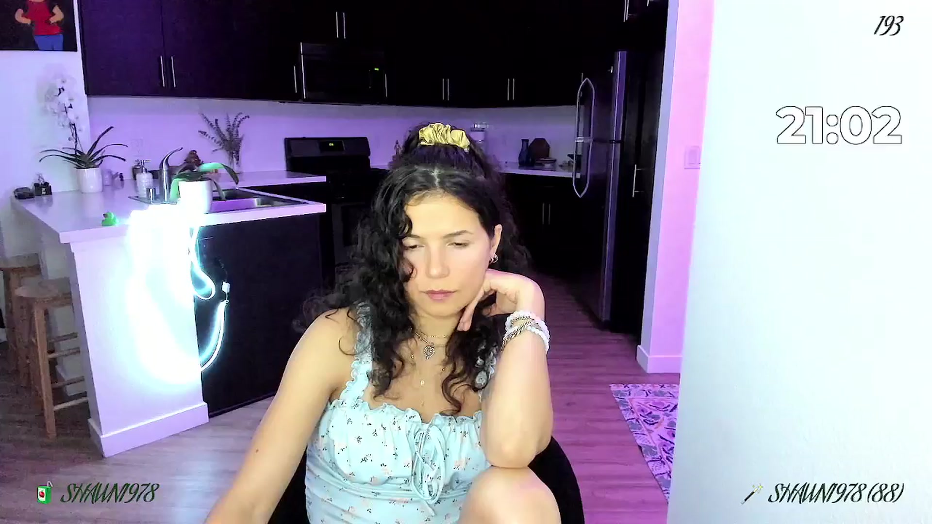 Gallery image thumbnail from litty's myfreecams stream on, 08/22/2025, 03:26 image 12 of 20