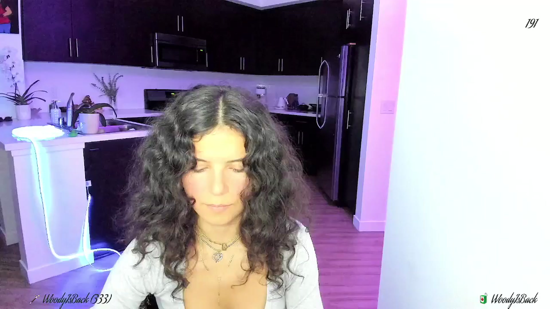 Gallery image thumbnail from litty's myfreecams stream on, 08/26/2025, 09:17 image 2 of 20